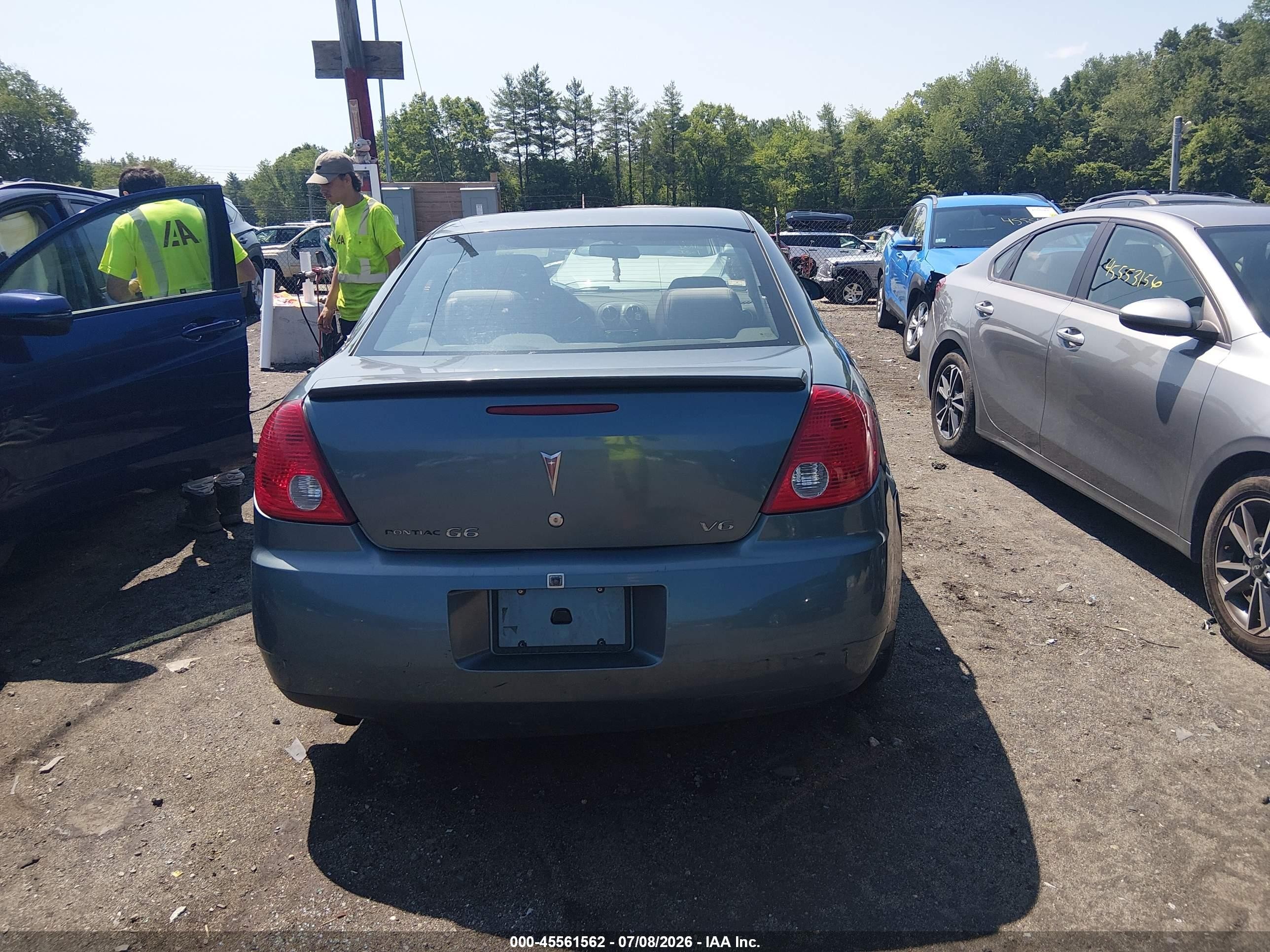 2006 Pontiac G6   Blue vin: 1G2ZG558064100166