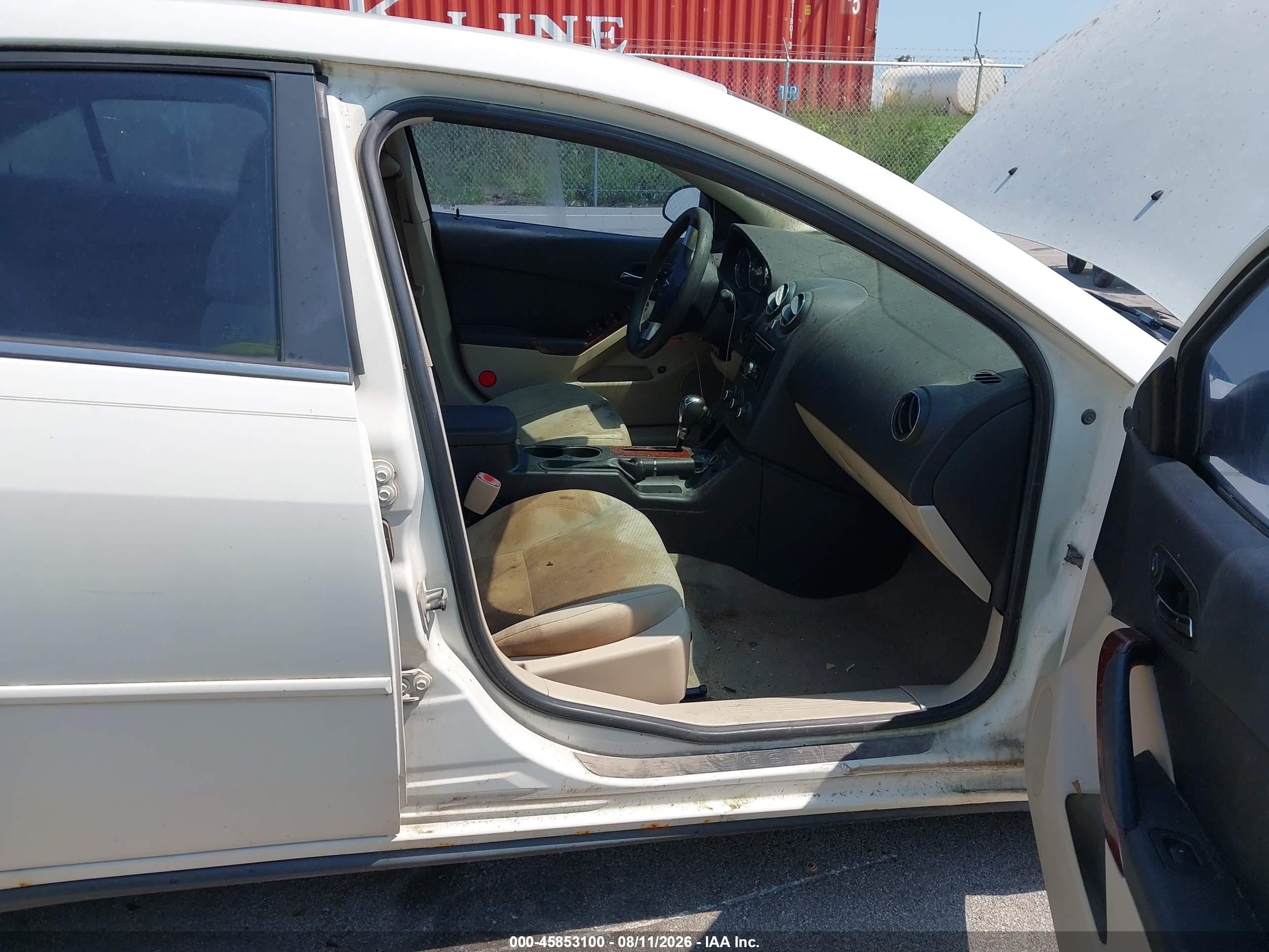 2006 Pontiac G6   White vin: 1G2ZG558064225250