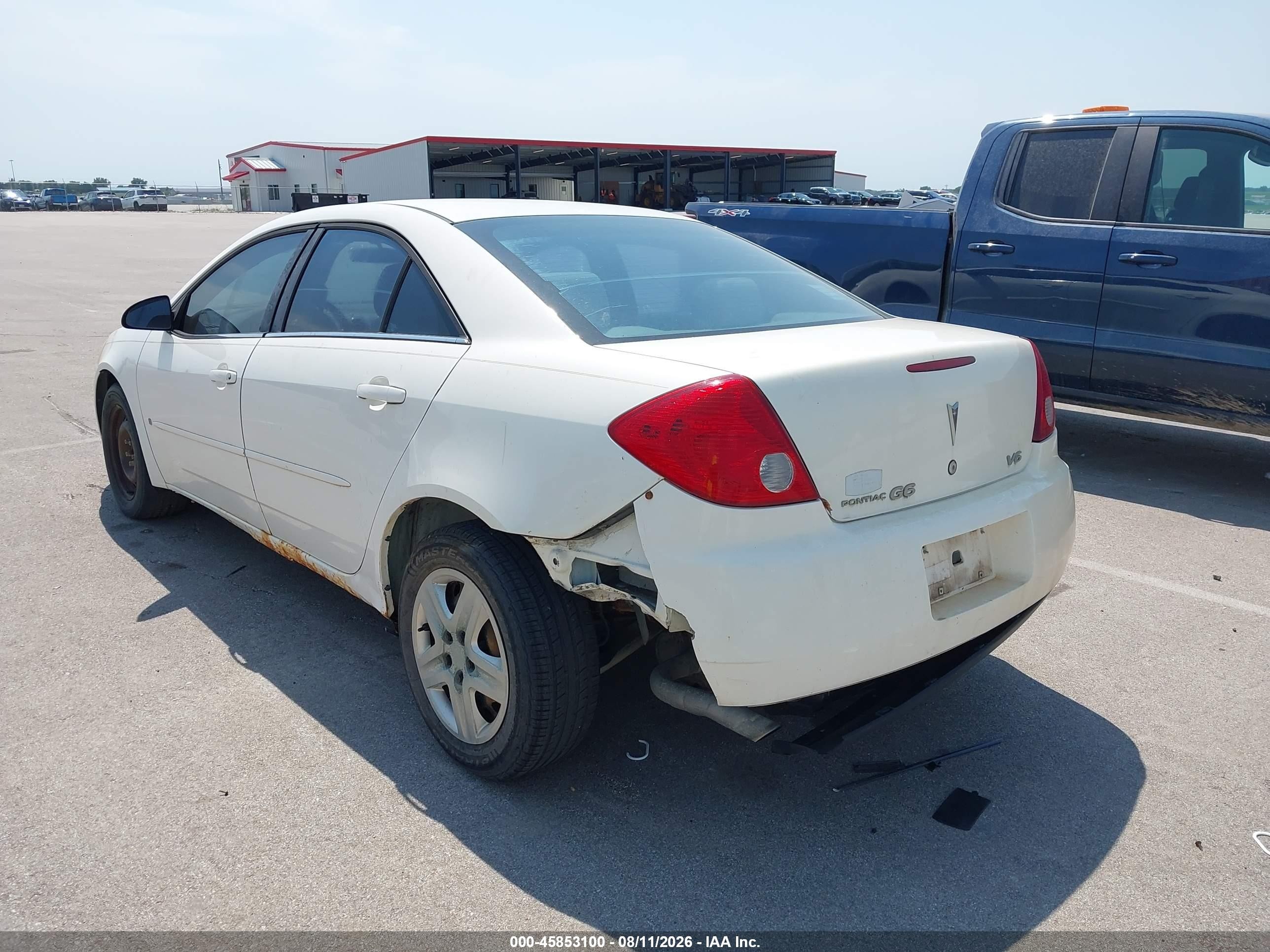 2006 Pontiac G6   White vin: 1G2ZG558064225250