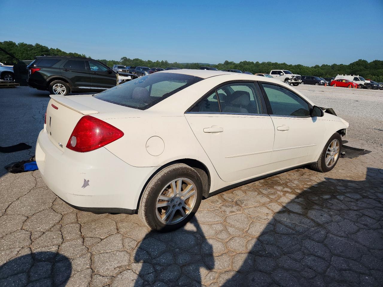 2006 Pontiac G6 Se1 White vin: 1G2ZG558364243239