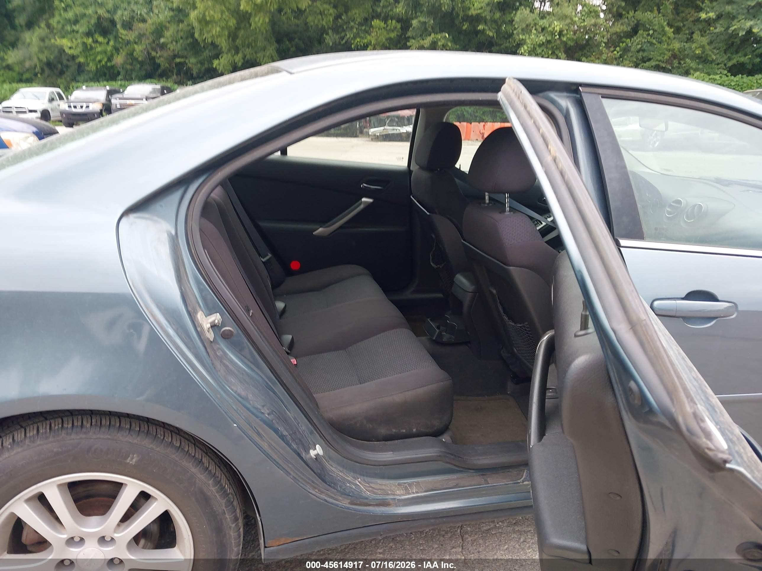 2006 Pontiac G6   Blue vin: 1G2ZG558564145670