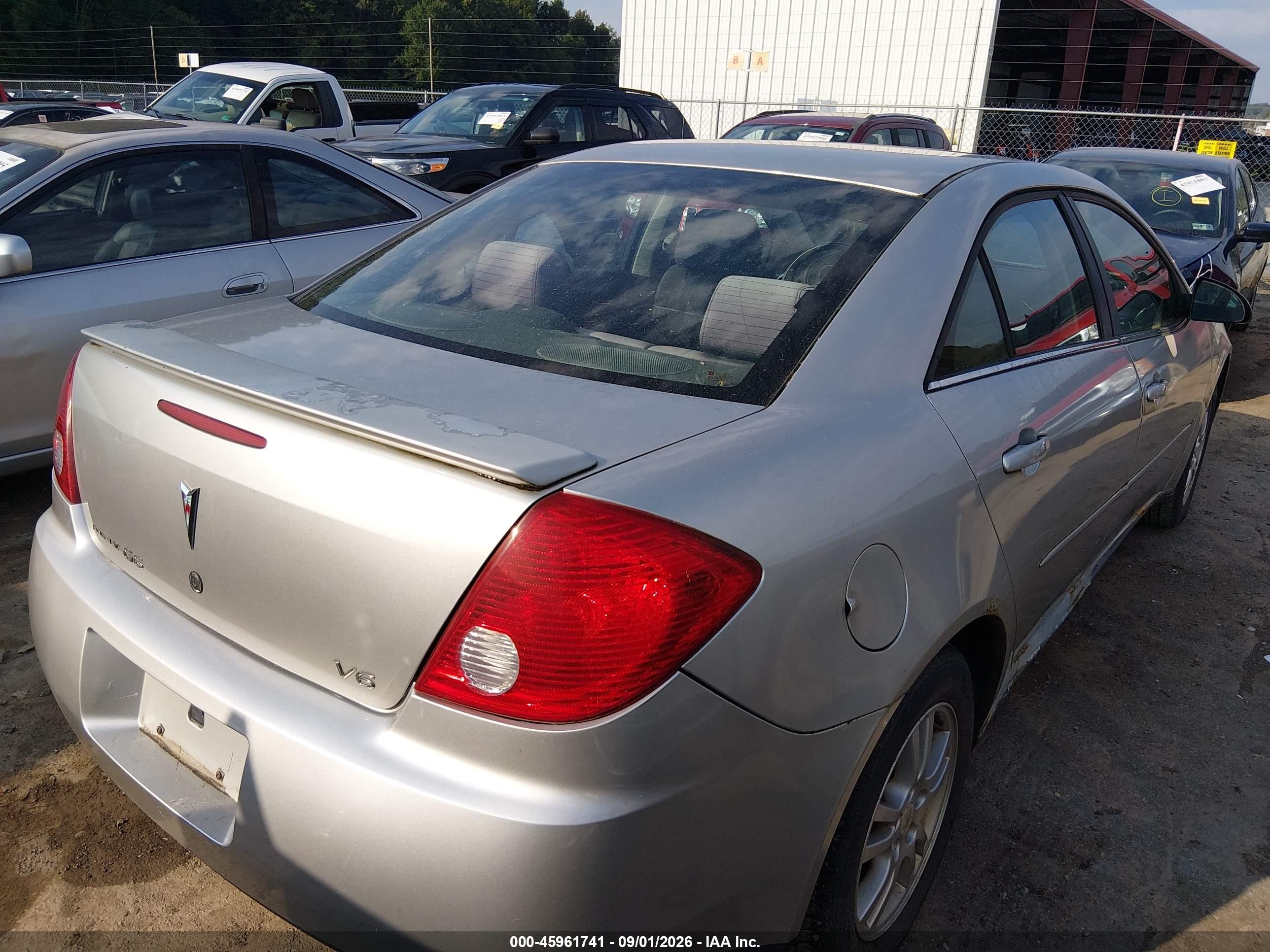 2006 Pontiac G6   Silver vin: 1G2ZG558664104609