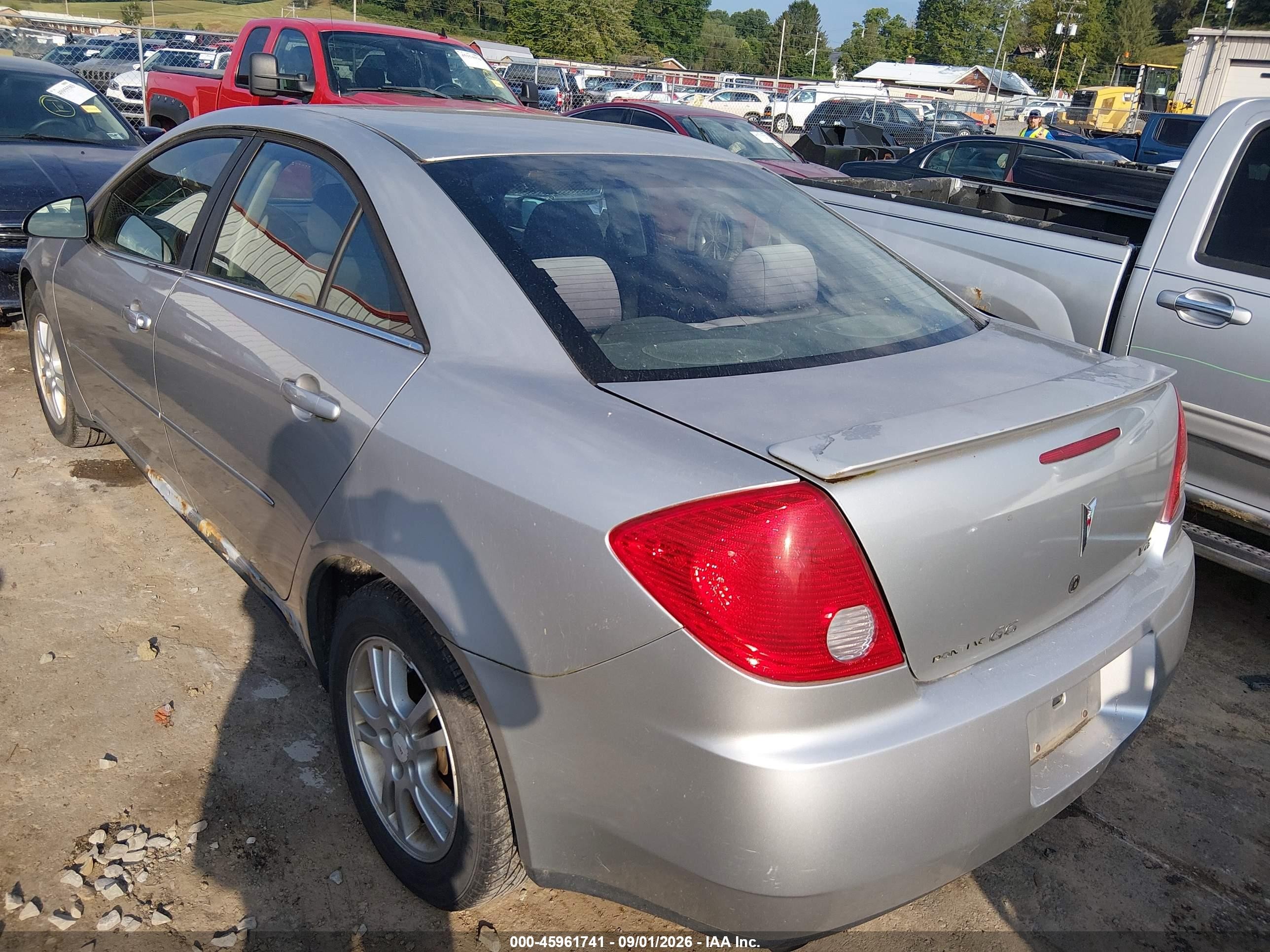 2006 Pontiac G6   Silver vin: 1G2ZG558664104609
