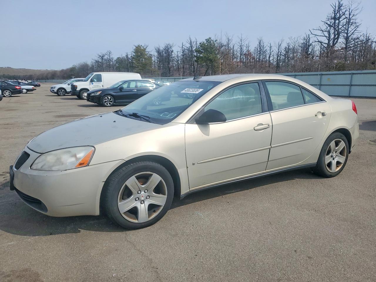 2009 Pontiac G6 Beige vin: 1G2ZG57B094133603