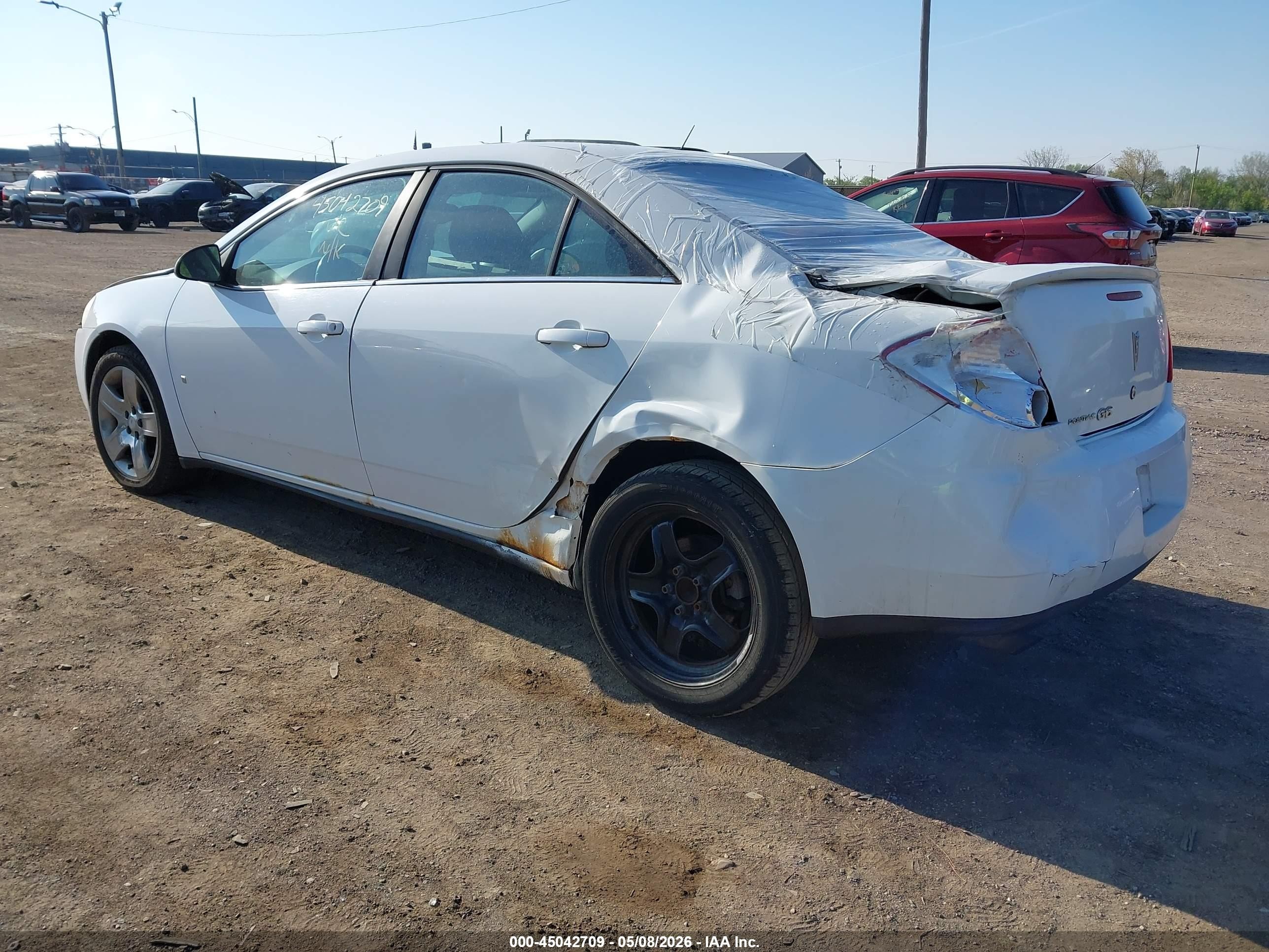 2009 Pontiac G6   Белый vin: 1G2ZG57B094202905