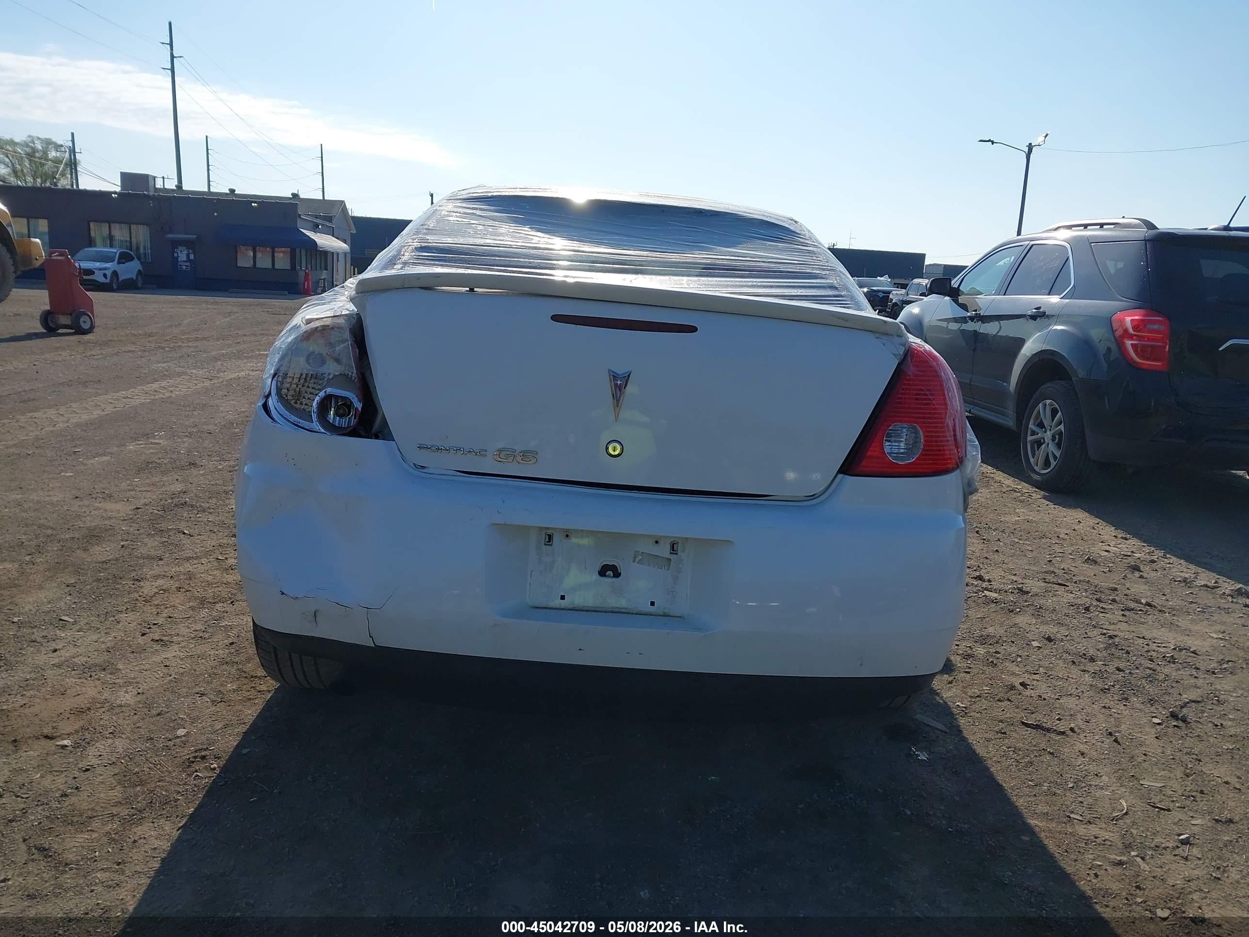 2009 Pontiac G6   Белый vin: 1G2ZG57B094202905