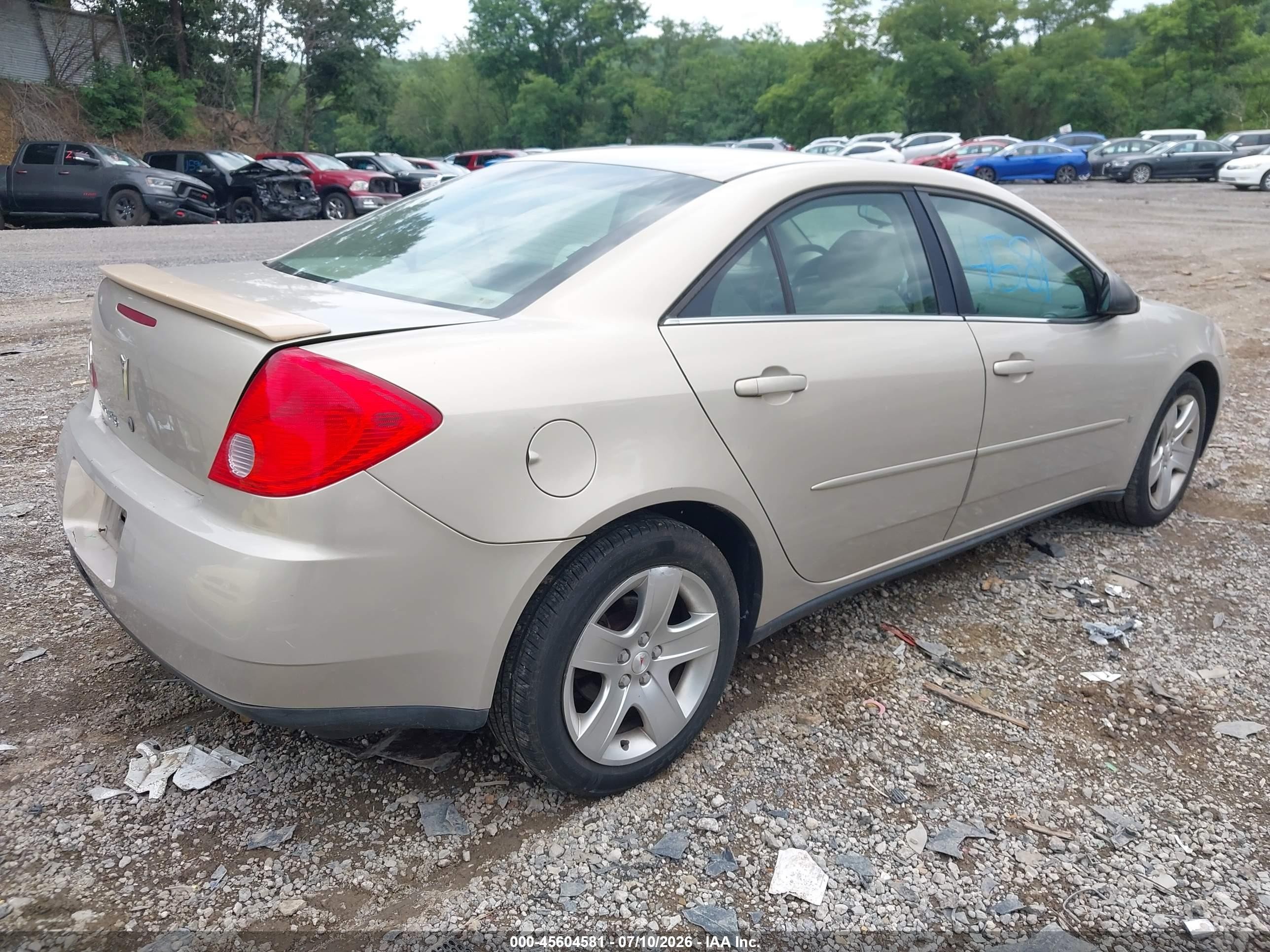 2009 Pontiac G6   Beige vin: 1G2ZG57B194154668
