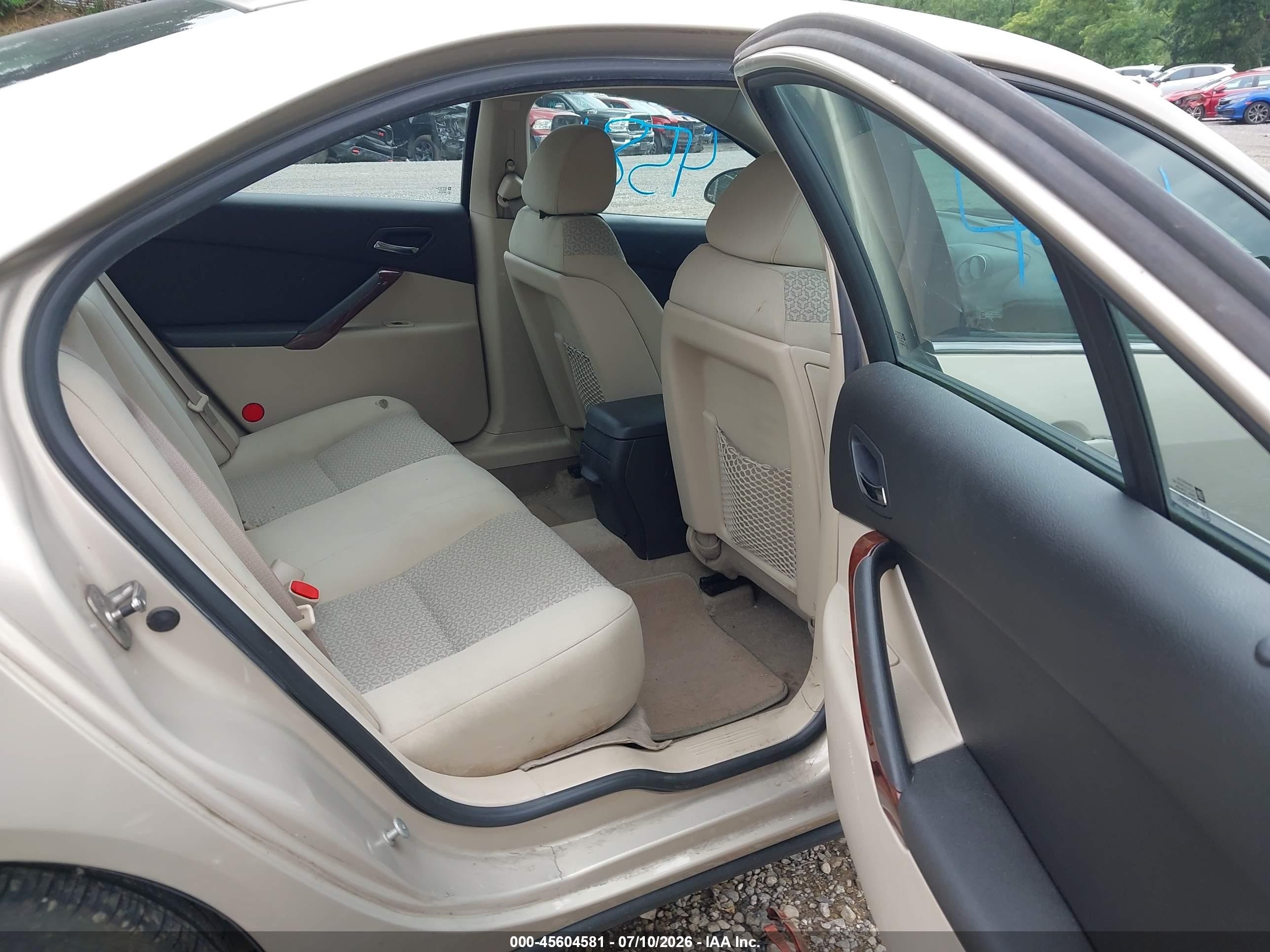 2009 Pontiac G6   Beige vin: 1G2ZG57B194154668