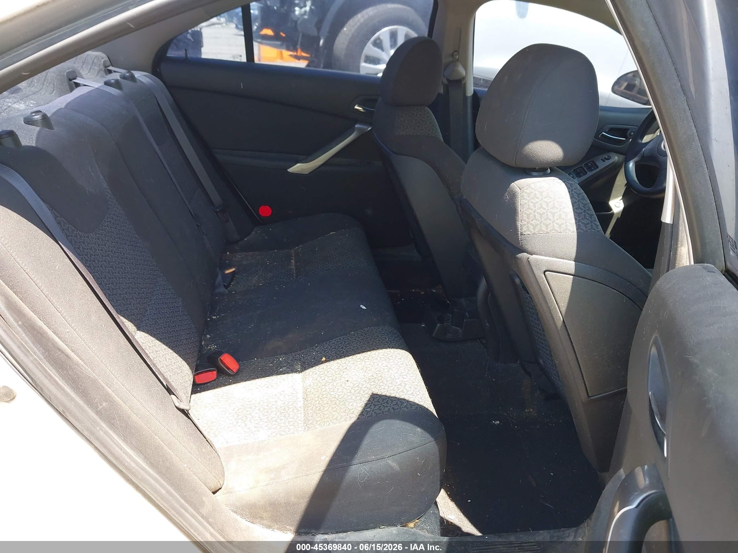 2009 Pontiac G6   Серебряный vin: 1G2ZG57B194207577