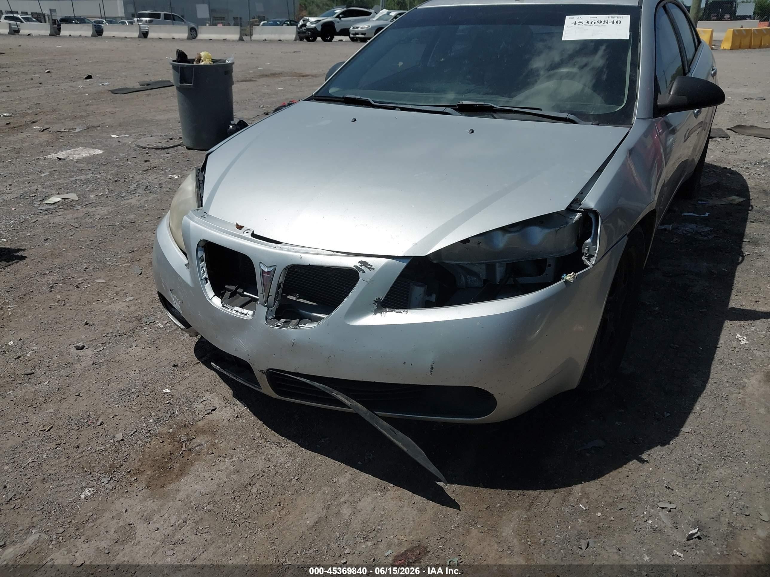 2009 Pontiac G6   Серебряный vin: 1G2ZG57B194207577