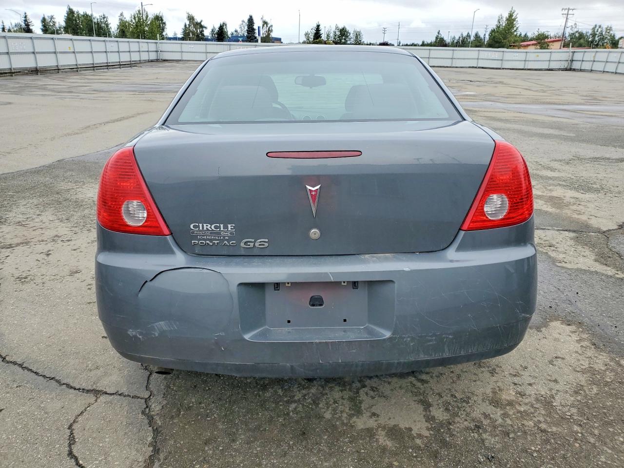 2008 Pontiac G6 Base Gray vin: 1G2ZG57B384175102