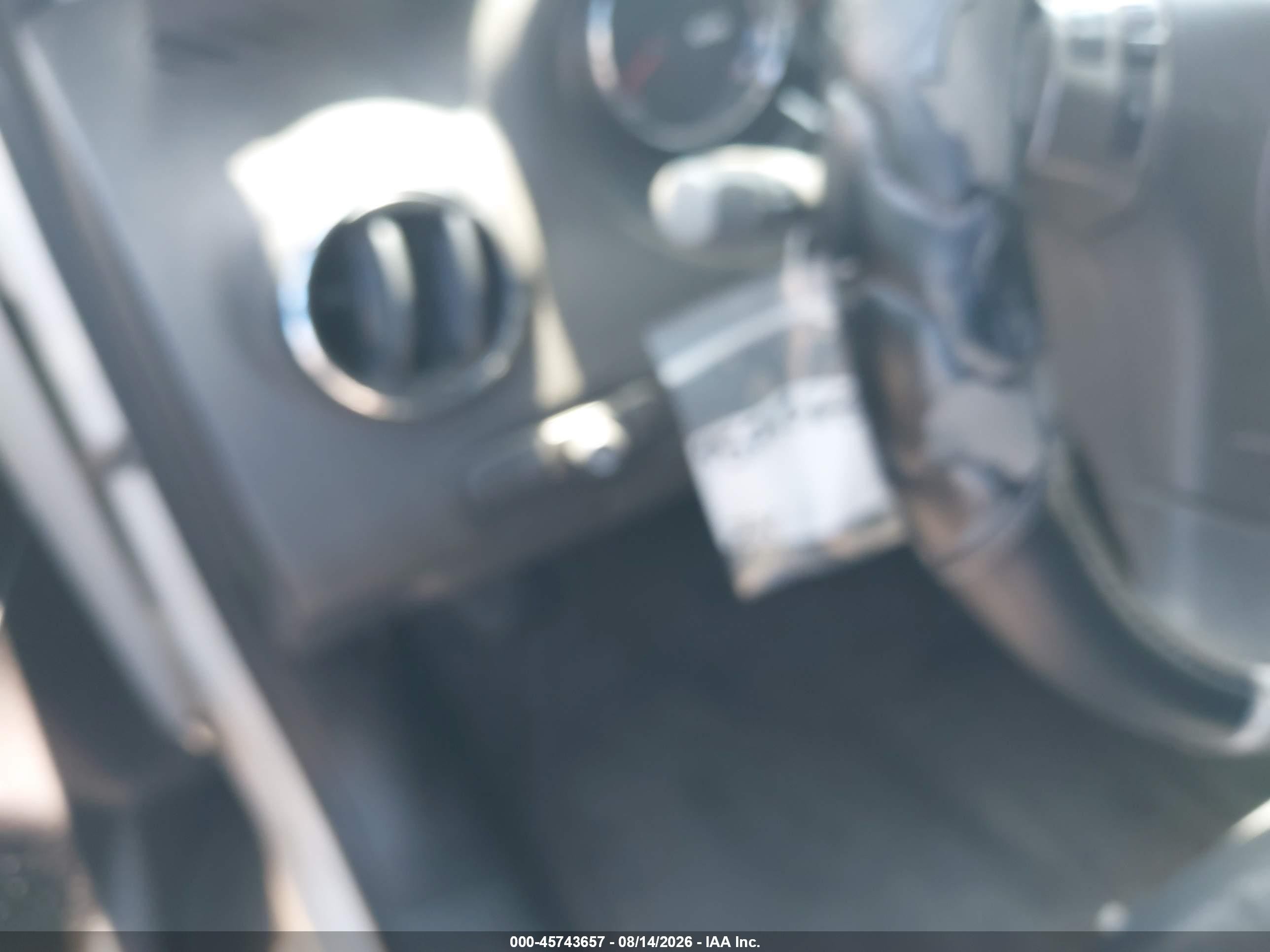 2008 Pontiac G6   White vin: 1G2ZG57B384235038