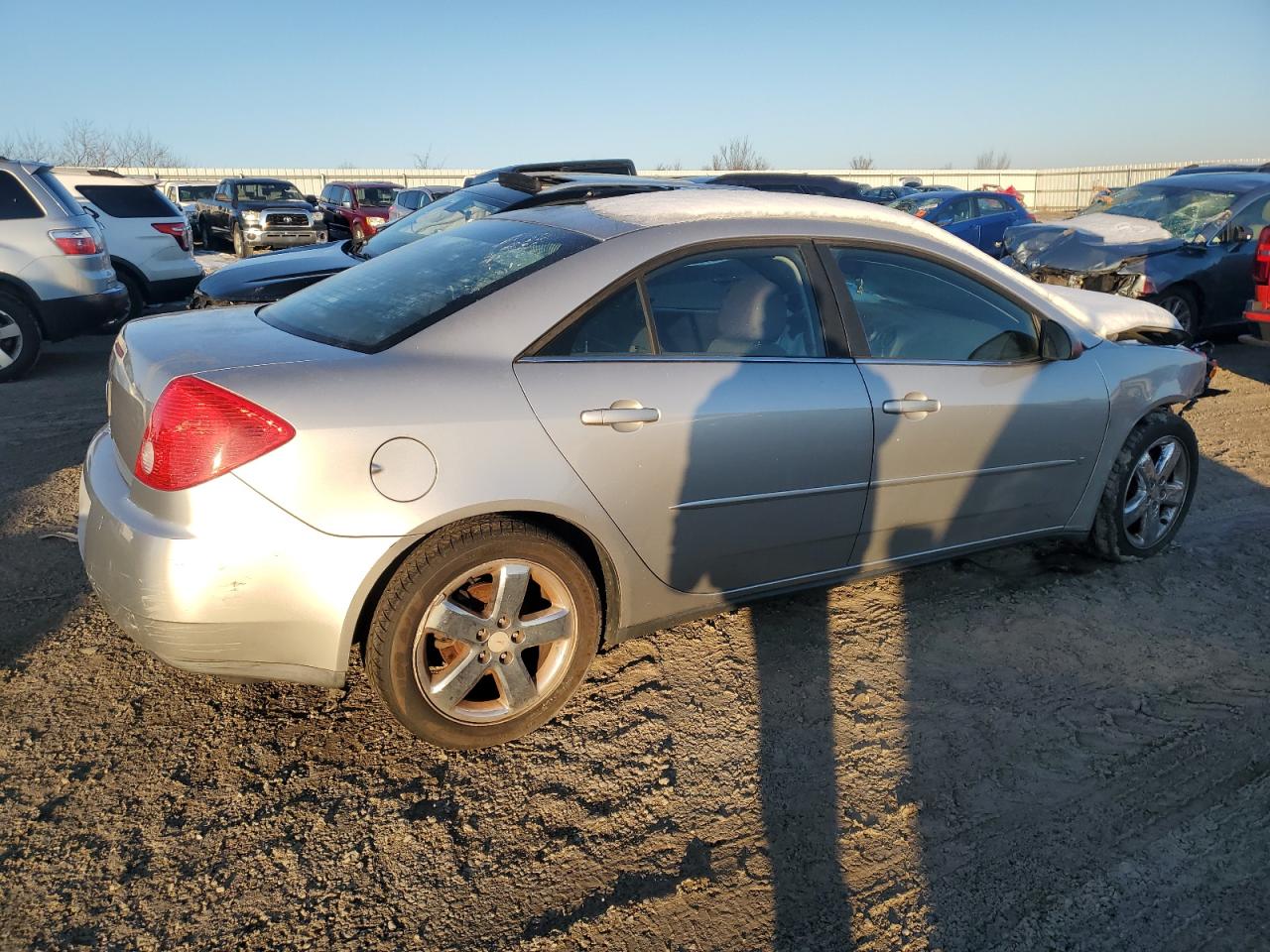 2008 Pontiac G6 Base Серебряный vin: 1G2ZG57B484211475