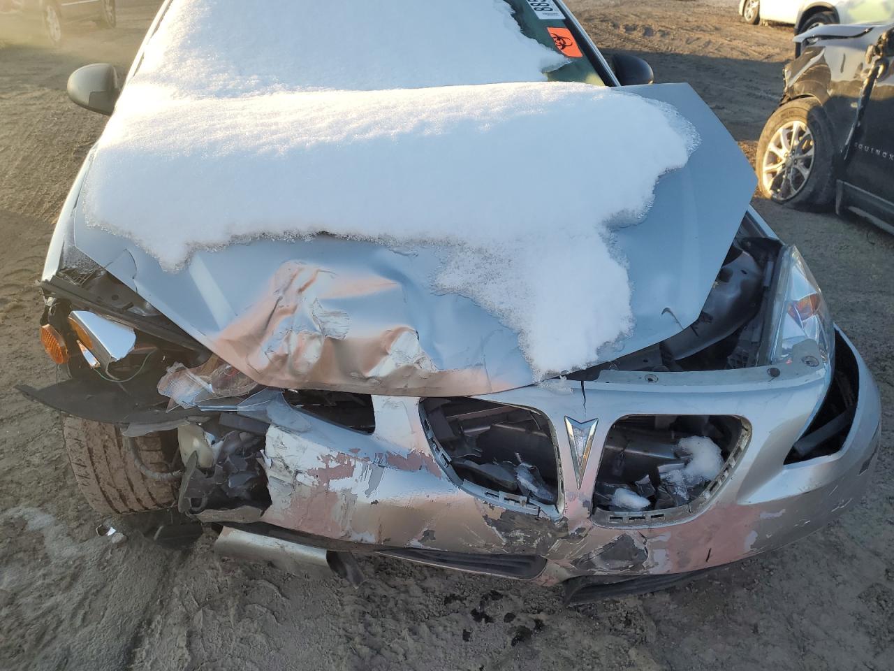 2008 Pontiac G6 Base Серебряный vin: 1G2ZG57B484211475