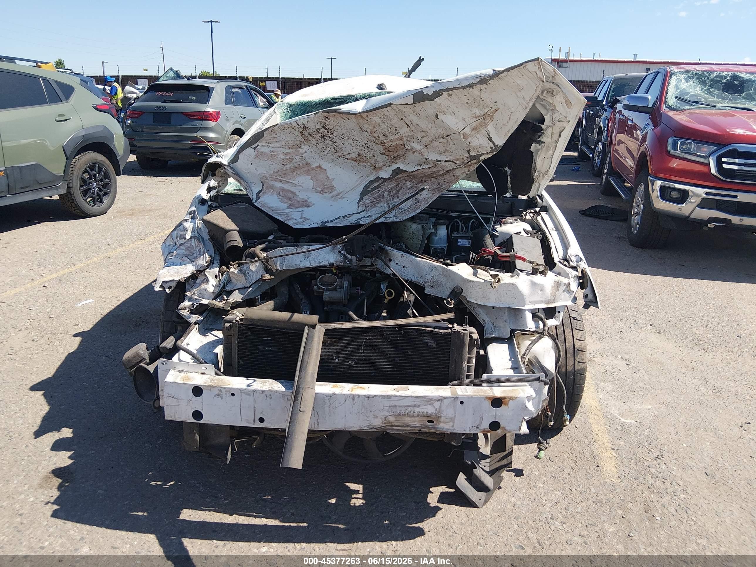 2009 Pontiac G6   White vin: 1G2ZG57B494114388