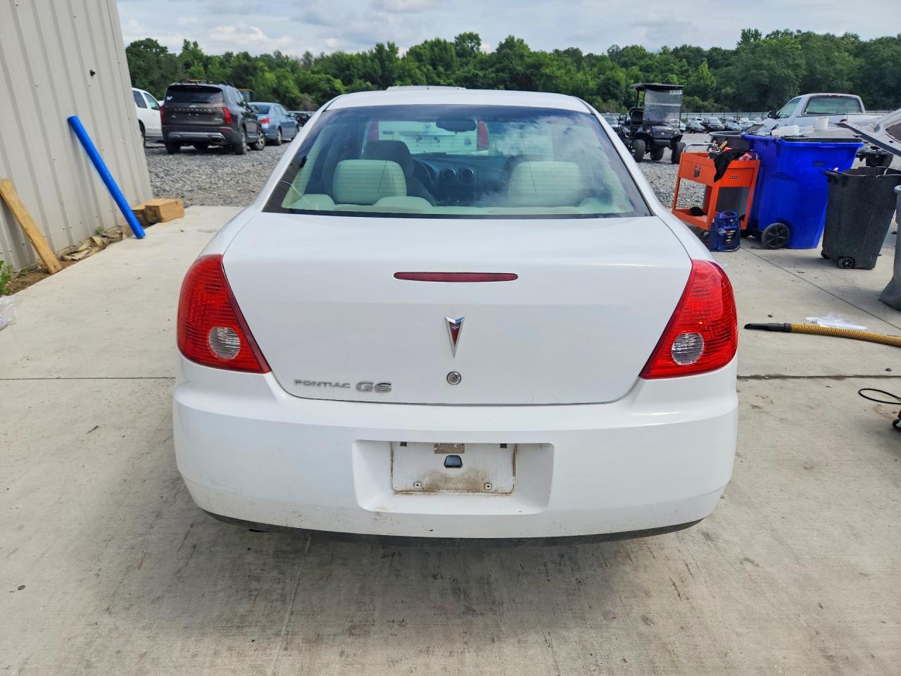 2009 Pontiac G6 White vin: 1G2ZG57B494141560