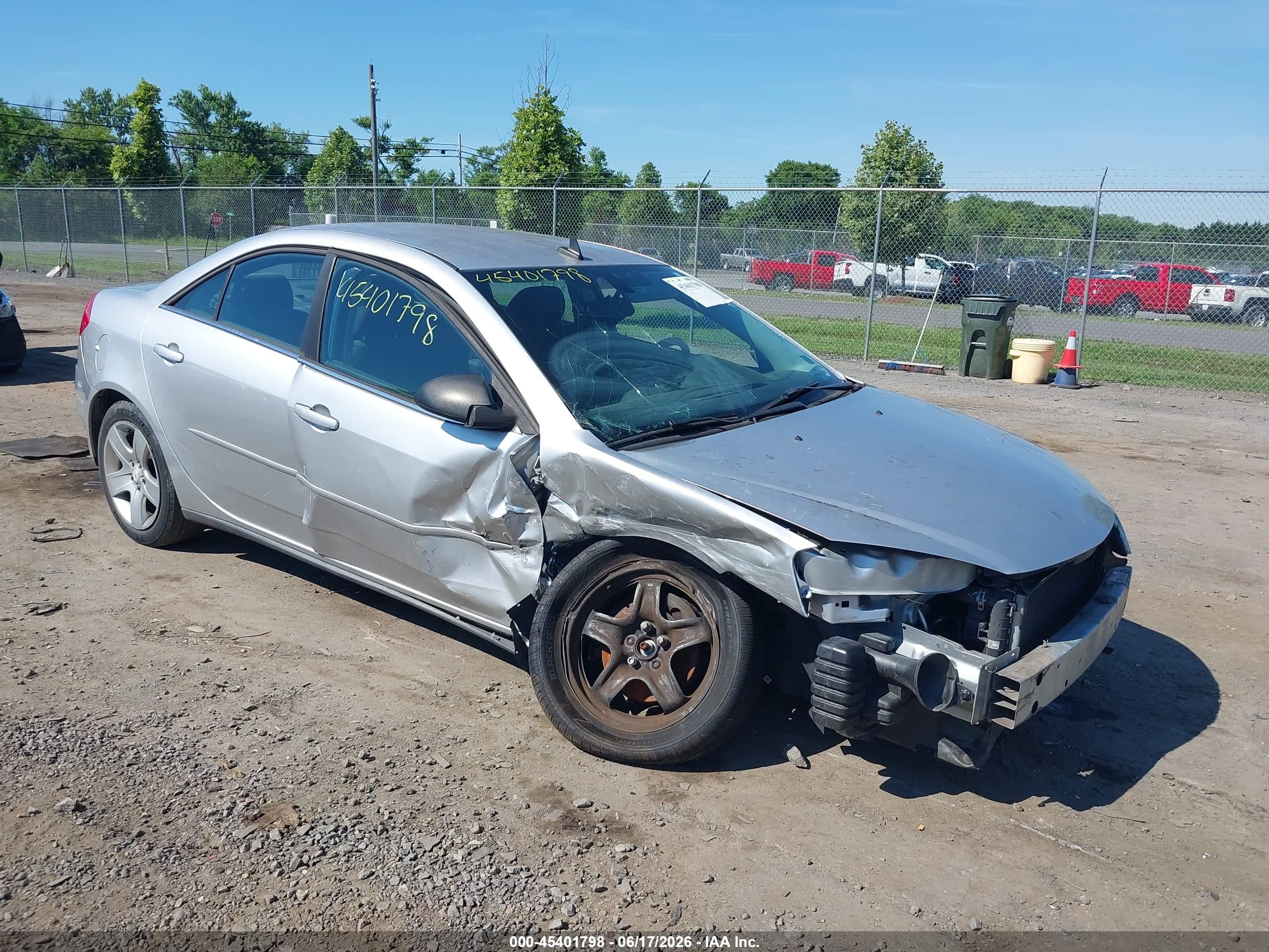 2009 Pontiac G6   Silver vin: 1G2ZG57B494170637