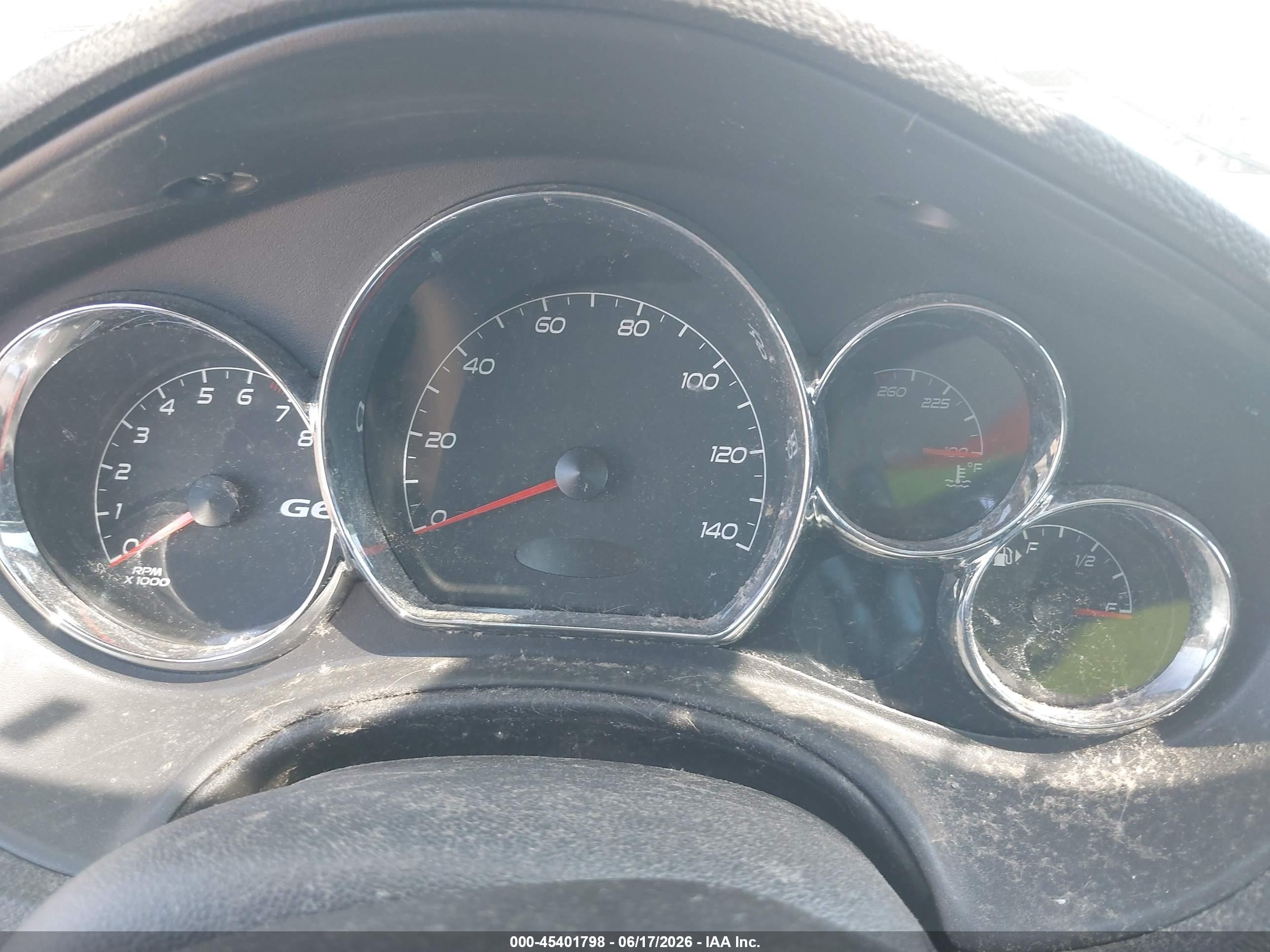 2009 Pontiac G6   Серебряный vin: 1G2ZG57B494170637