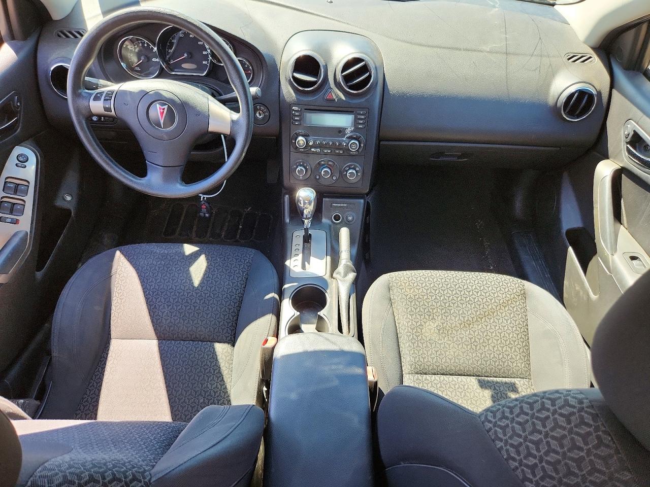 2009 Pontiac G6 Red vin: 1G2ZG57B494212563
