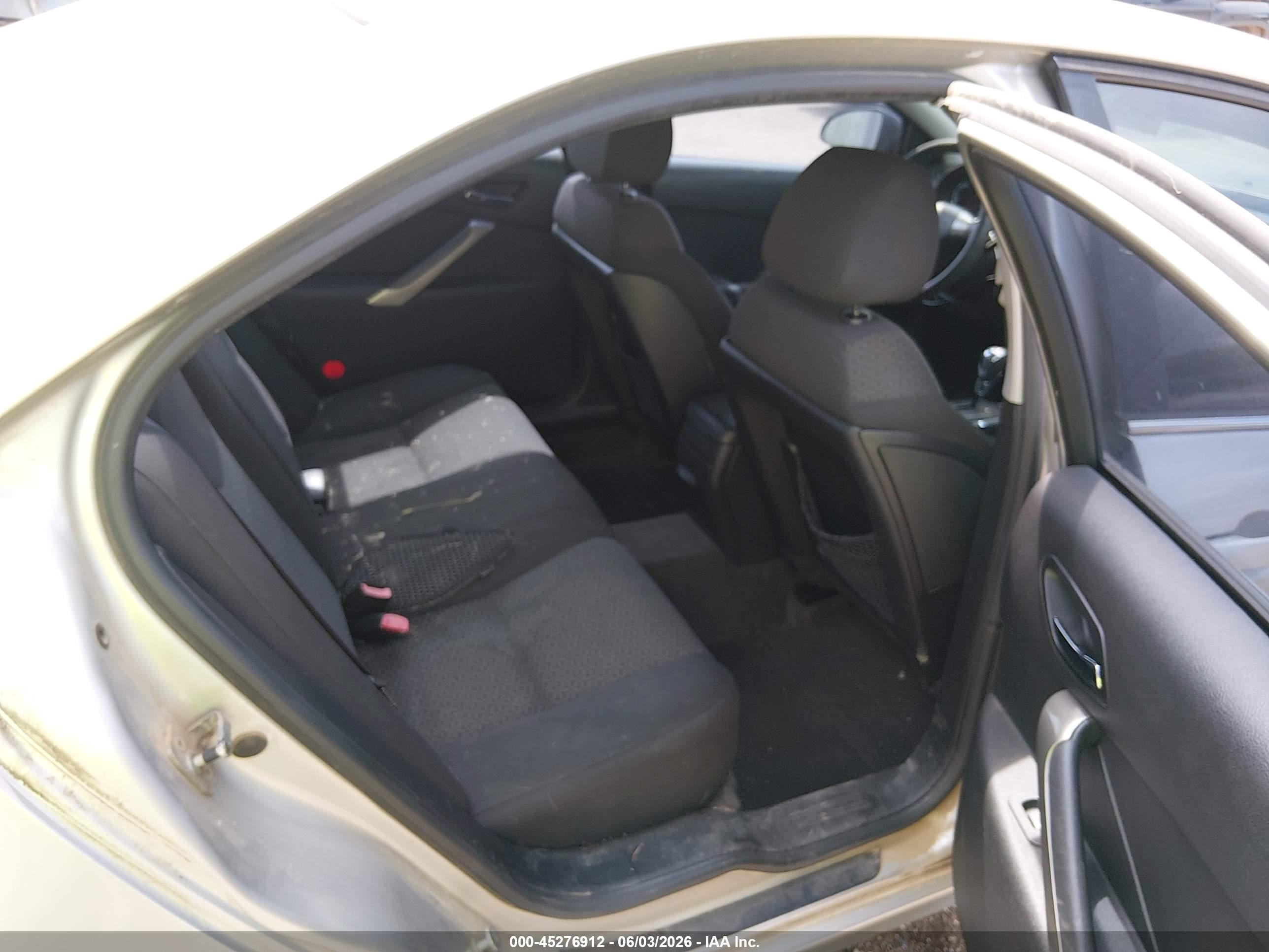 2008 Pontiac G6   Silver vin: 1G2ZG57B584137855