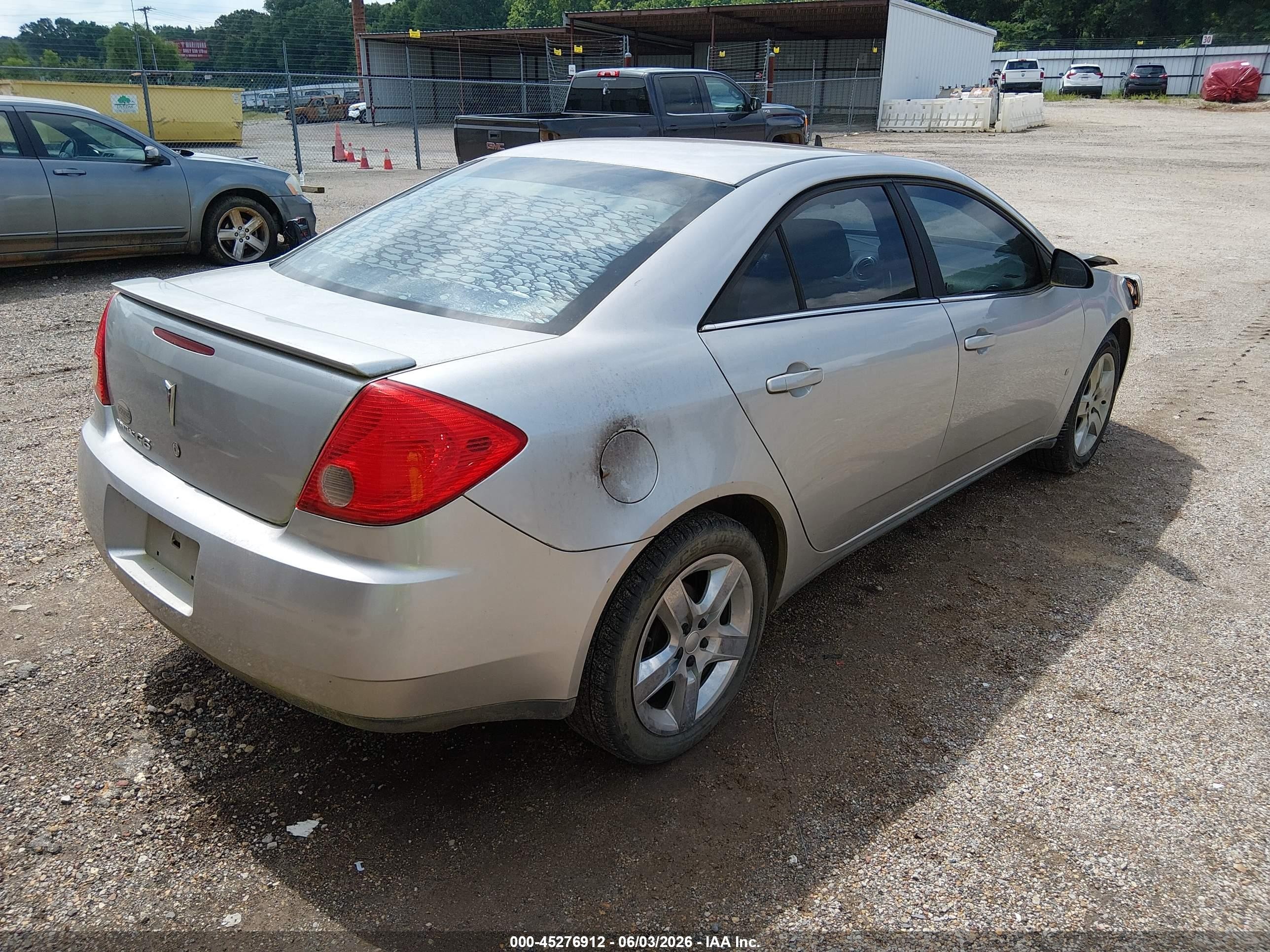 2008 Pontiac G6   Silver vin: 1G2ZG57B584137855