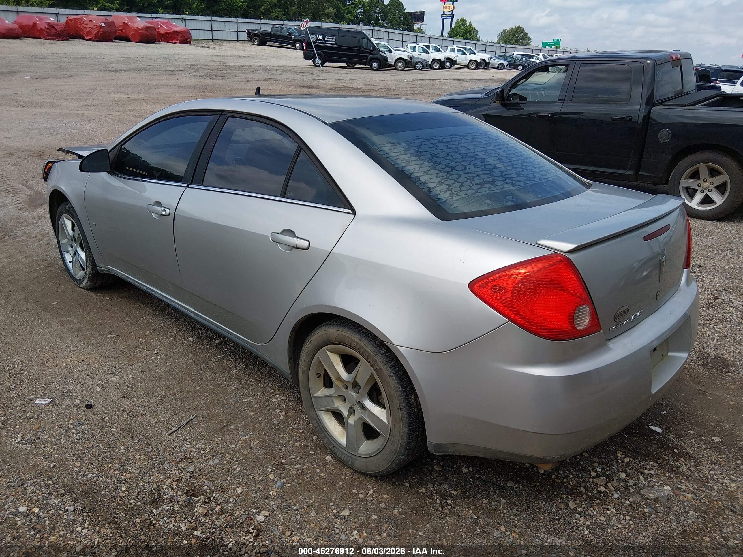 2008 Pontiac G6   Silver vin: 1G2ZG57B584137855