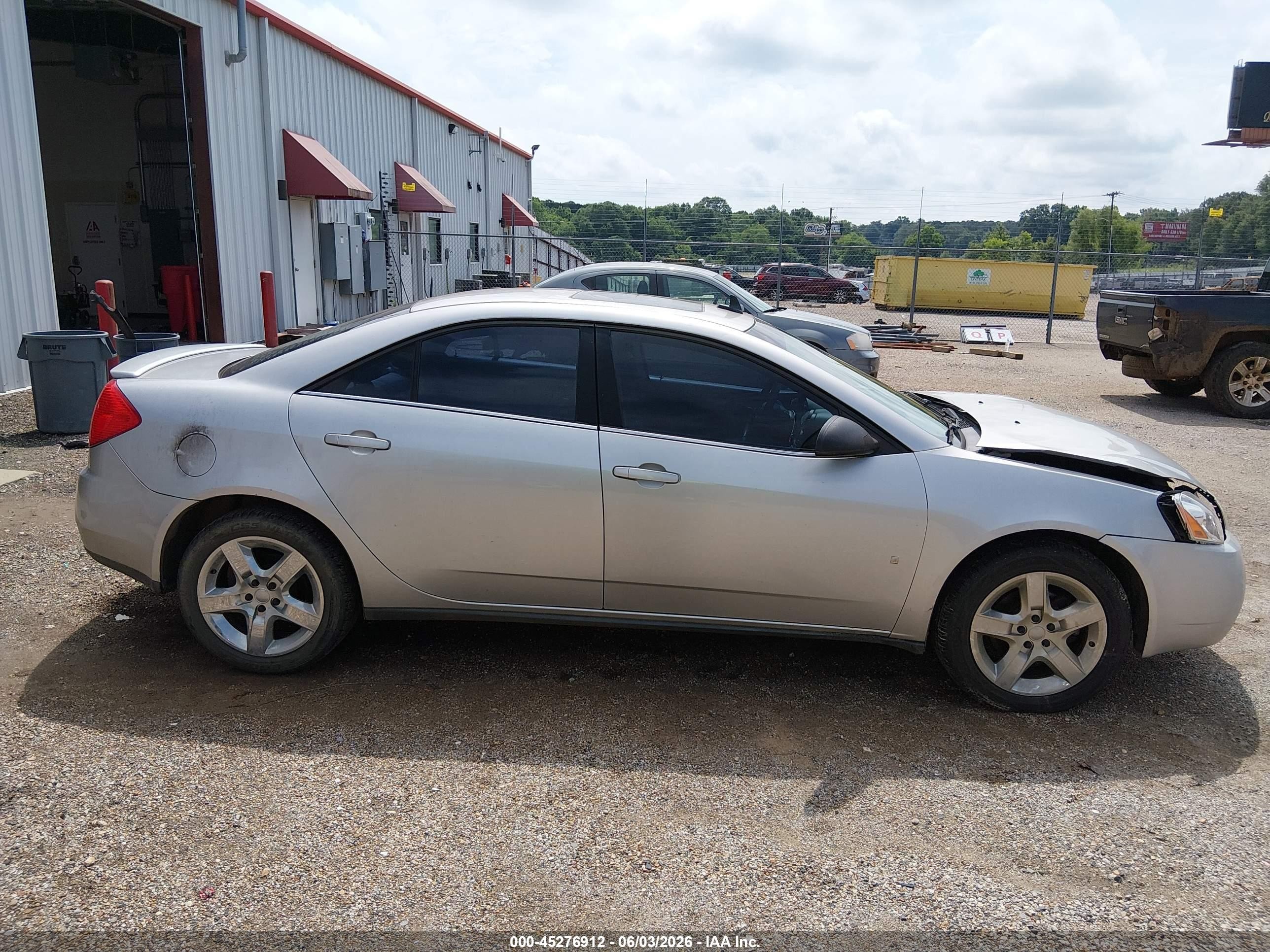 2008 Pontiac G6   Silver vin: 1G2ZG57B584137855
