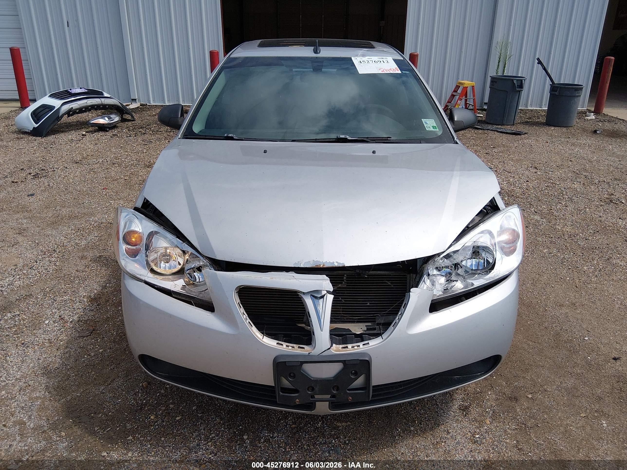 2008 Pontiac G6   Silver vin: 1G2ZG57B584137855