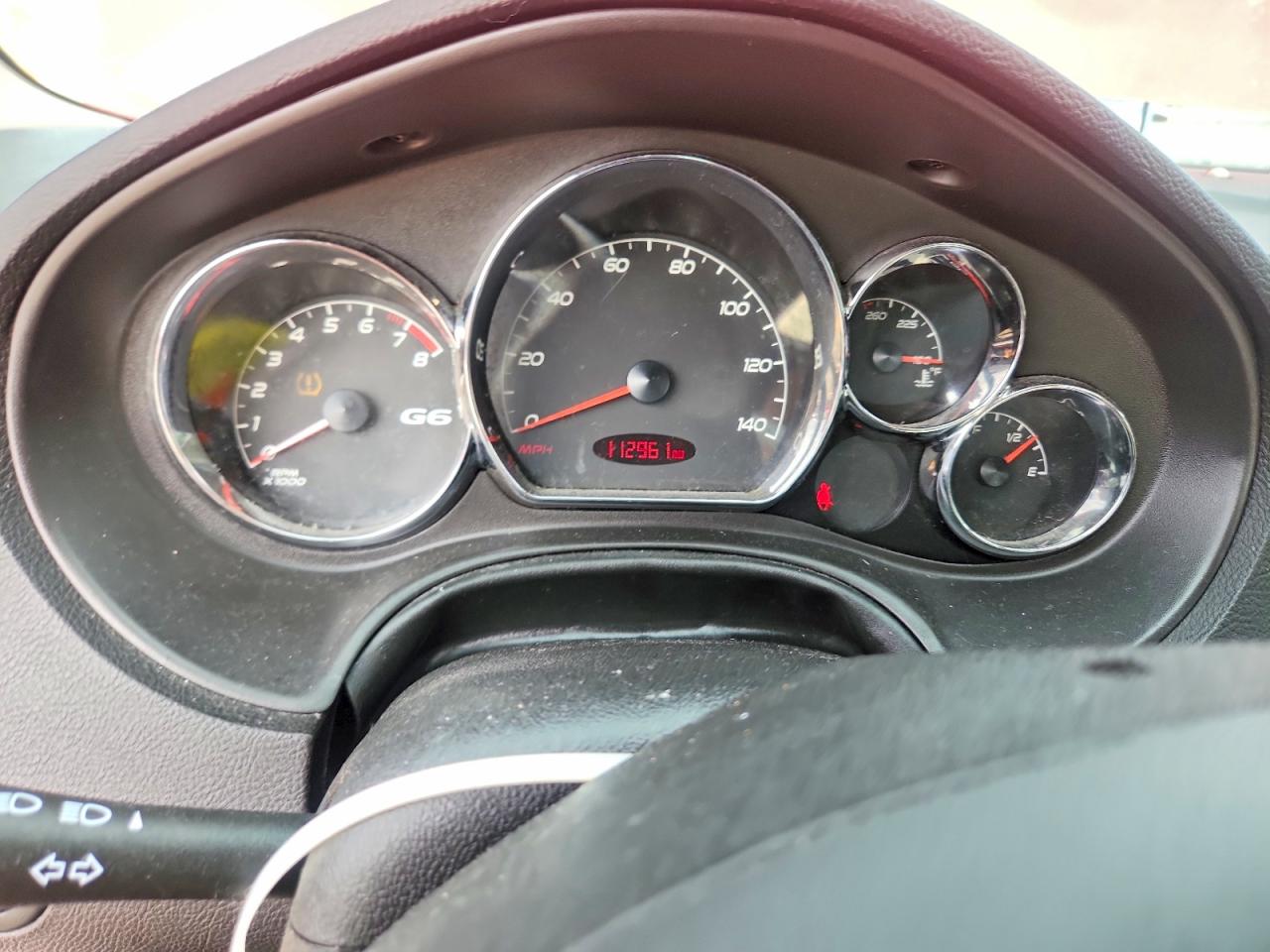 2009 Pontiac G6 Red vin: 1G2ZG57B594100533