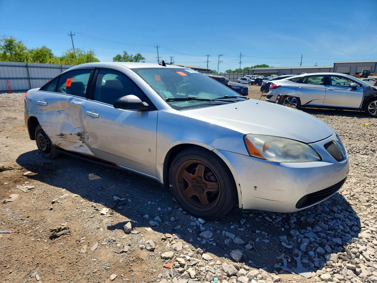 2009 Pontiac G6 Silver vin: 1G2ZG57B694213214