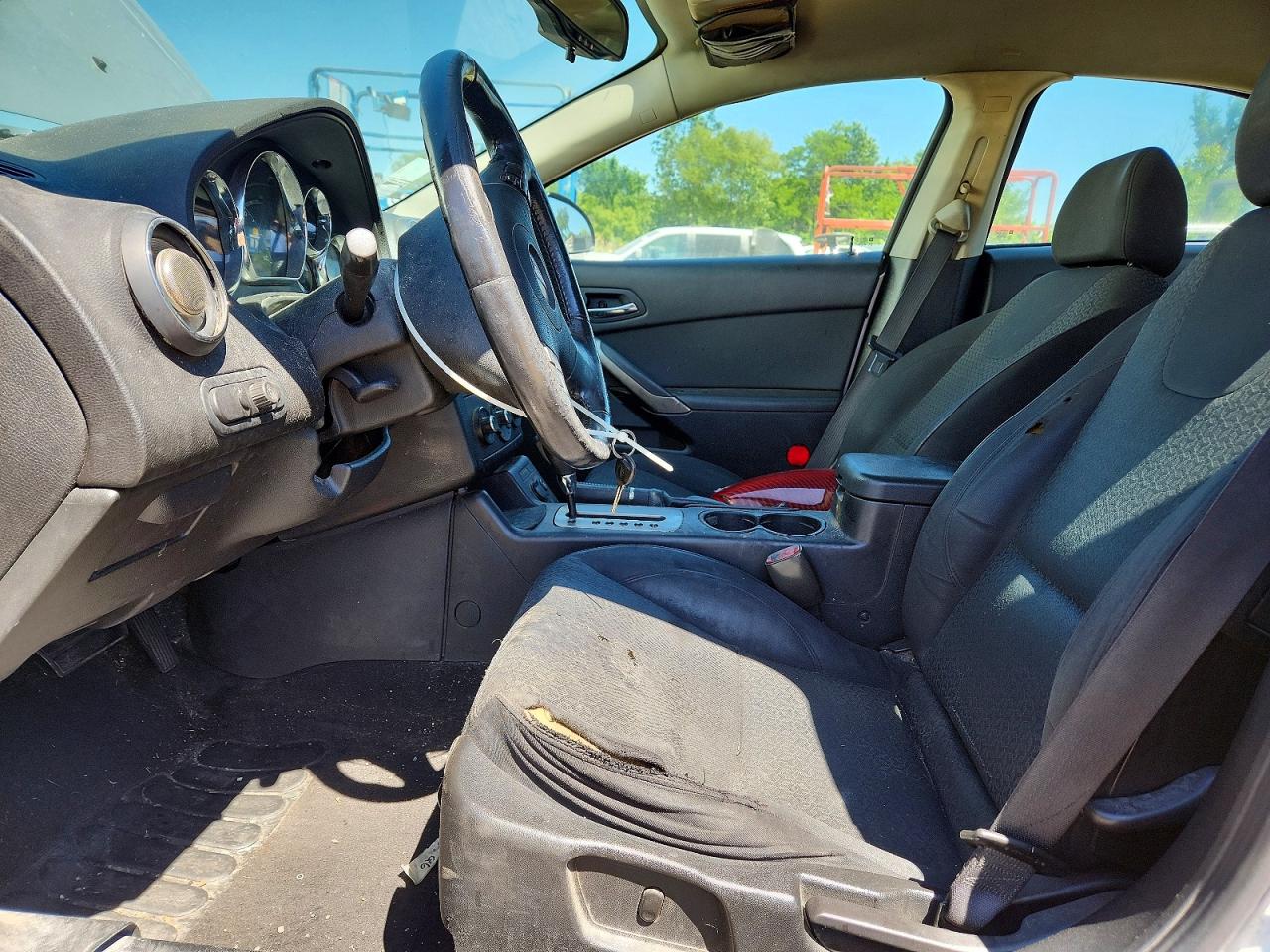 2009 Pontiac G6 Silver vin: 1G2ZG57B694213214
