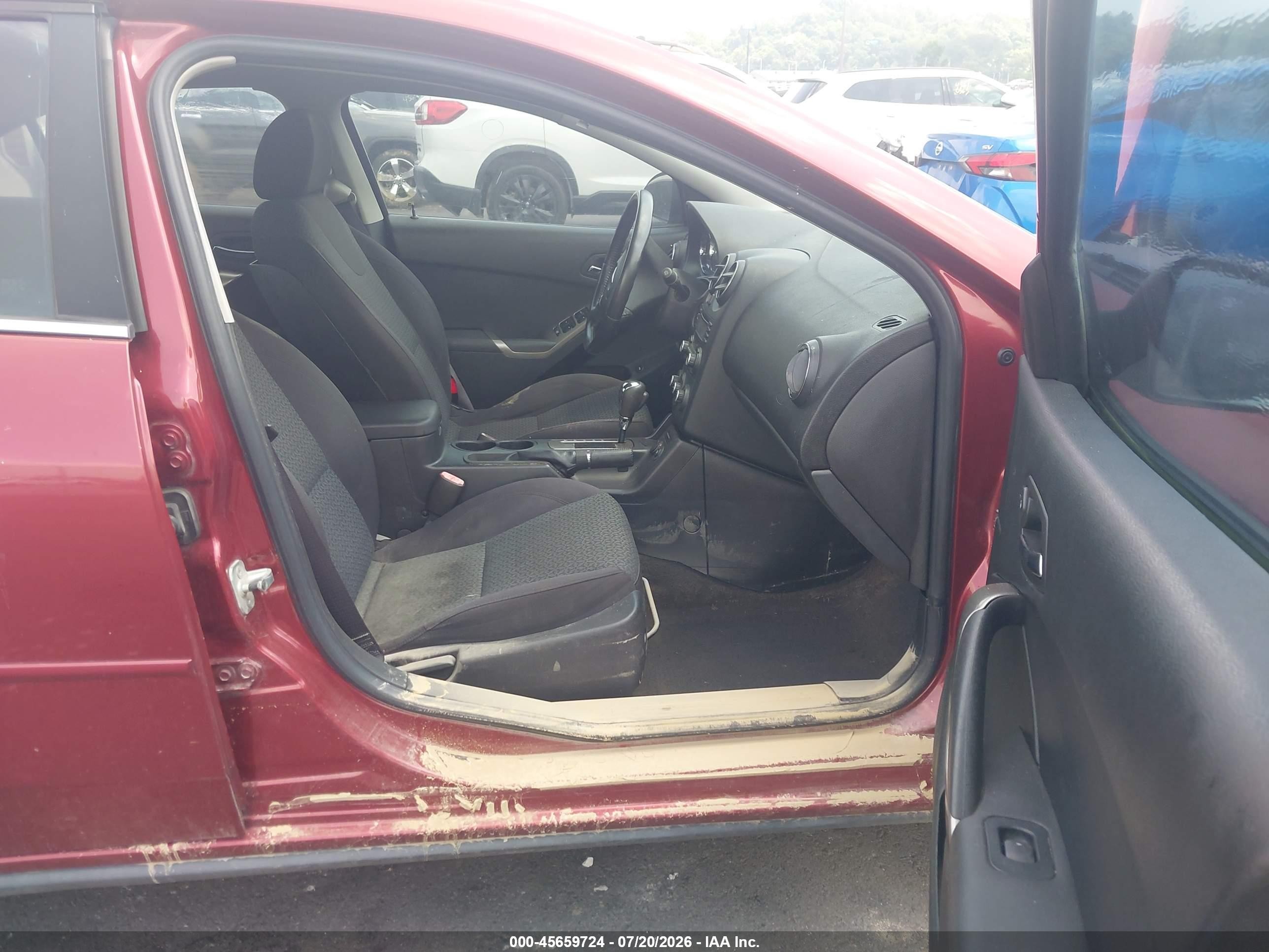 2008 Pontiac G6   Red vin: 1G2ZG57B784114321