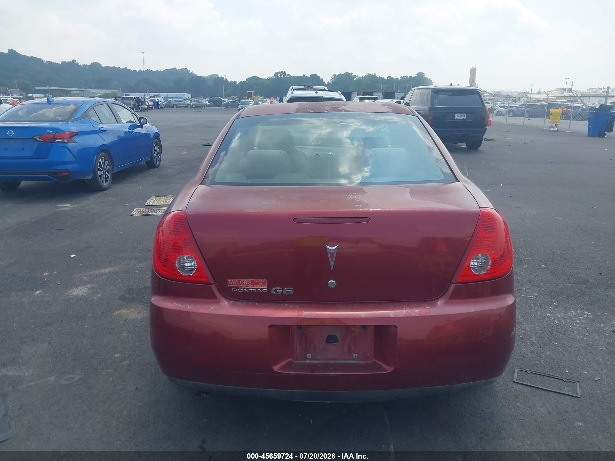2008 Pontiac G6   Red vin: 1G2ZG57B784114321
