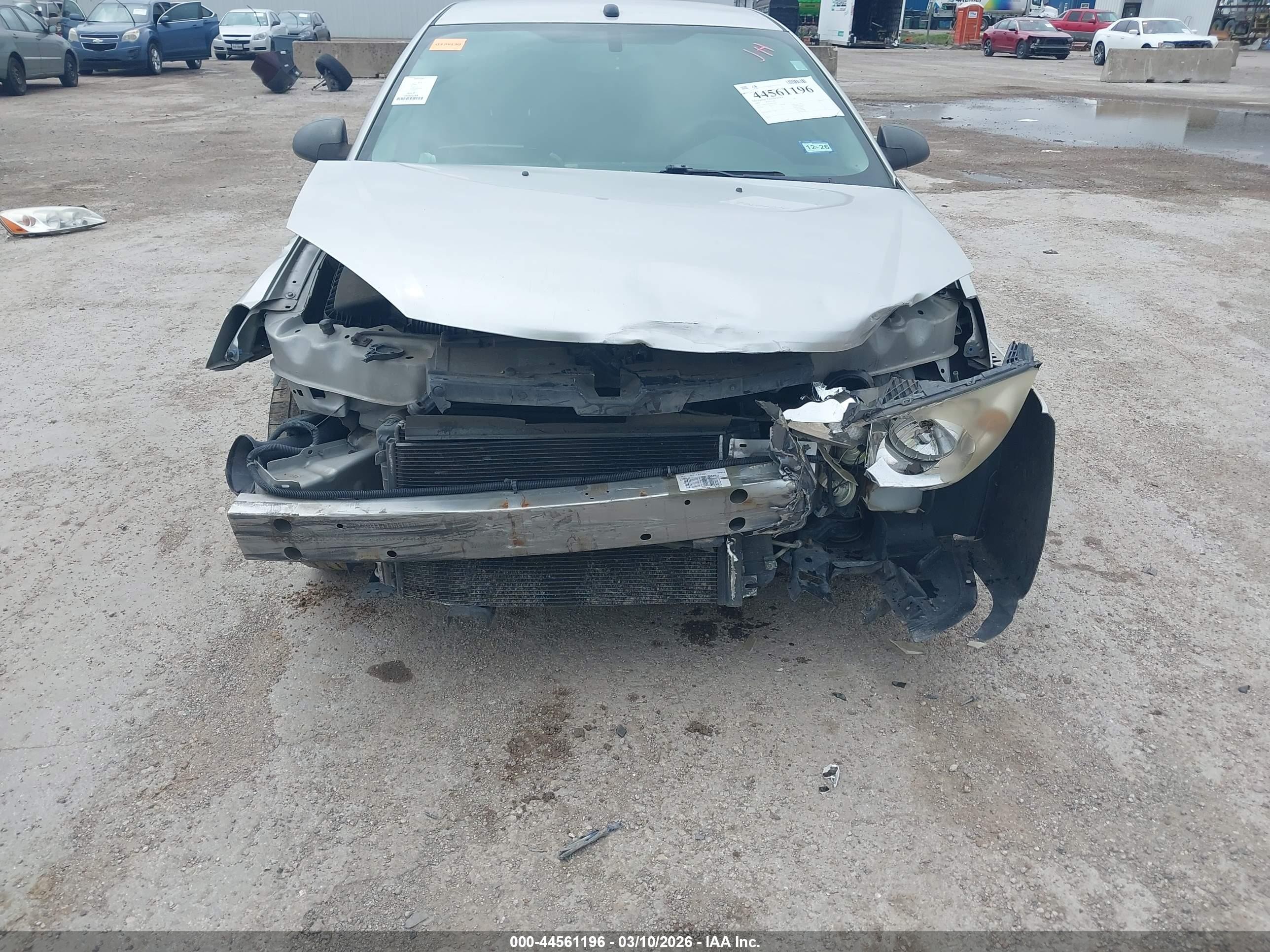 2008 Pontiac G6   Серебряный vin: 1G2ZG57B884191862