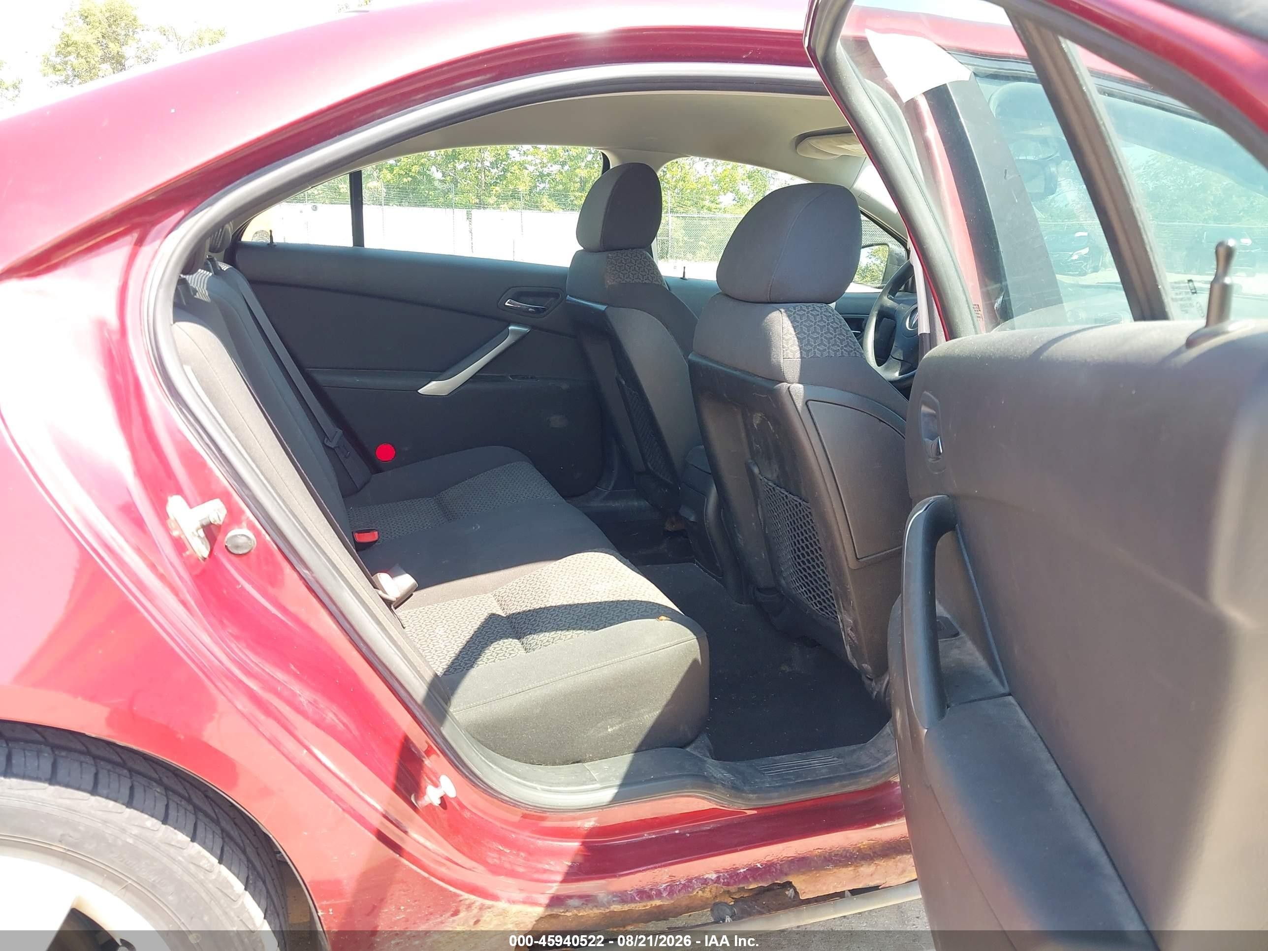 2009 Pontiac G6   Red vin: 1G2ZG57B894211156