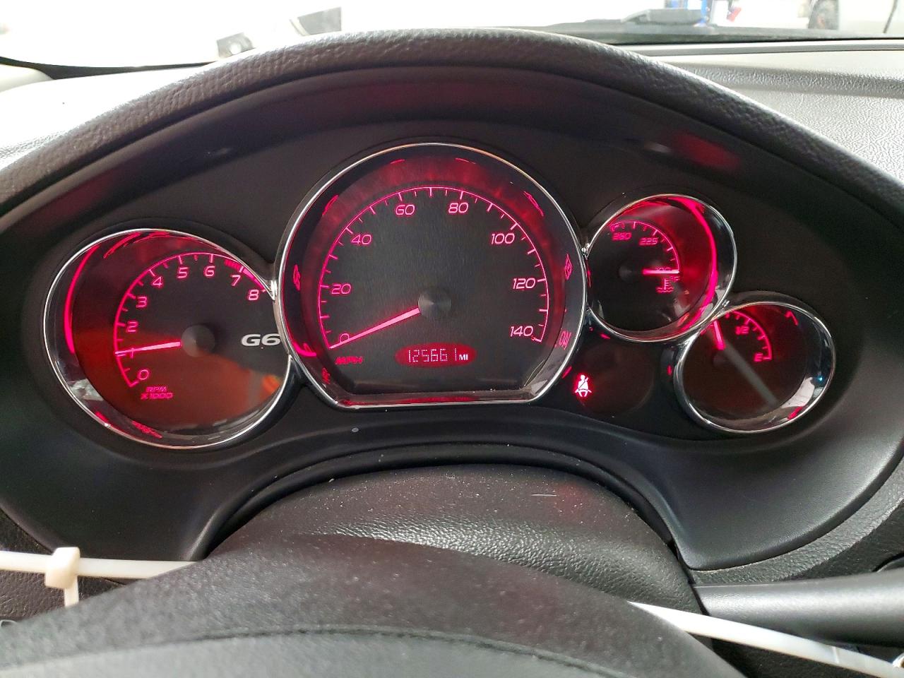 2008 Pontiac G6 Base White vin: 1G2ZG57B984172544