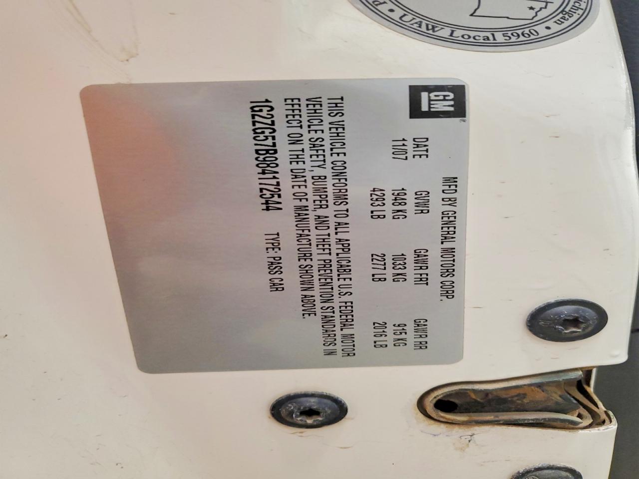 2008 Pontiac G6 Base White vin: 1G2ZG57B984172544