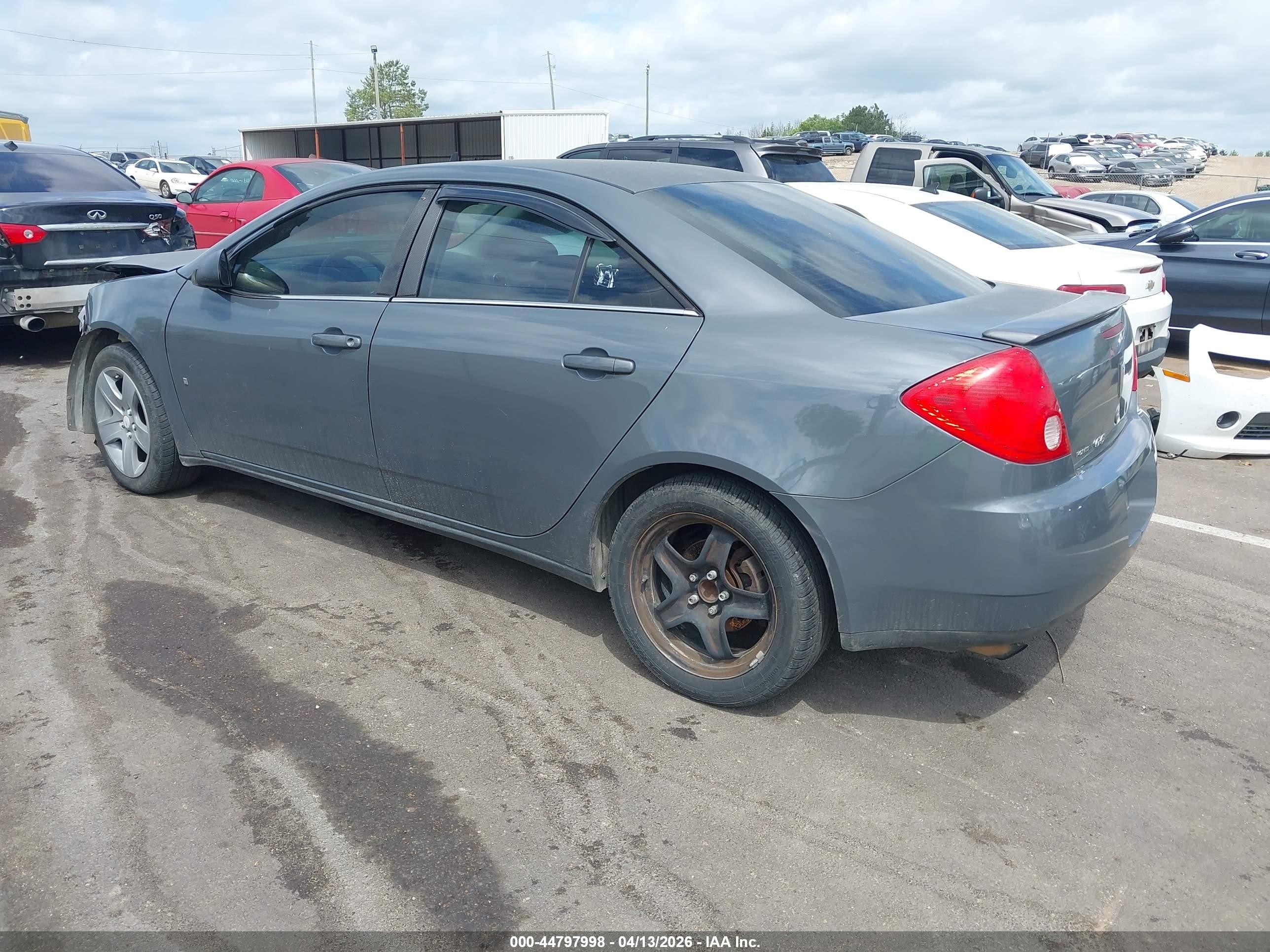 2009 Pontiac G6   Gray vin: 1G2ZG57B994142042