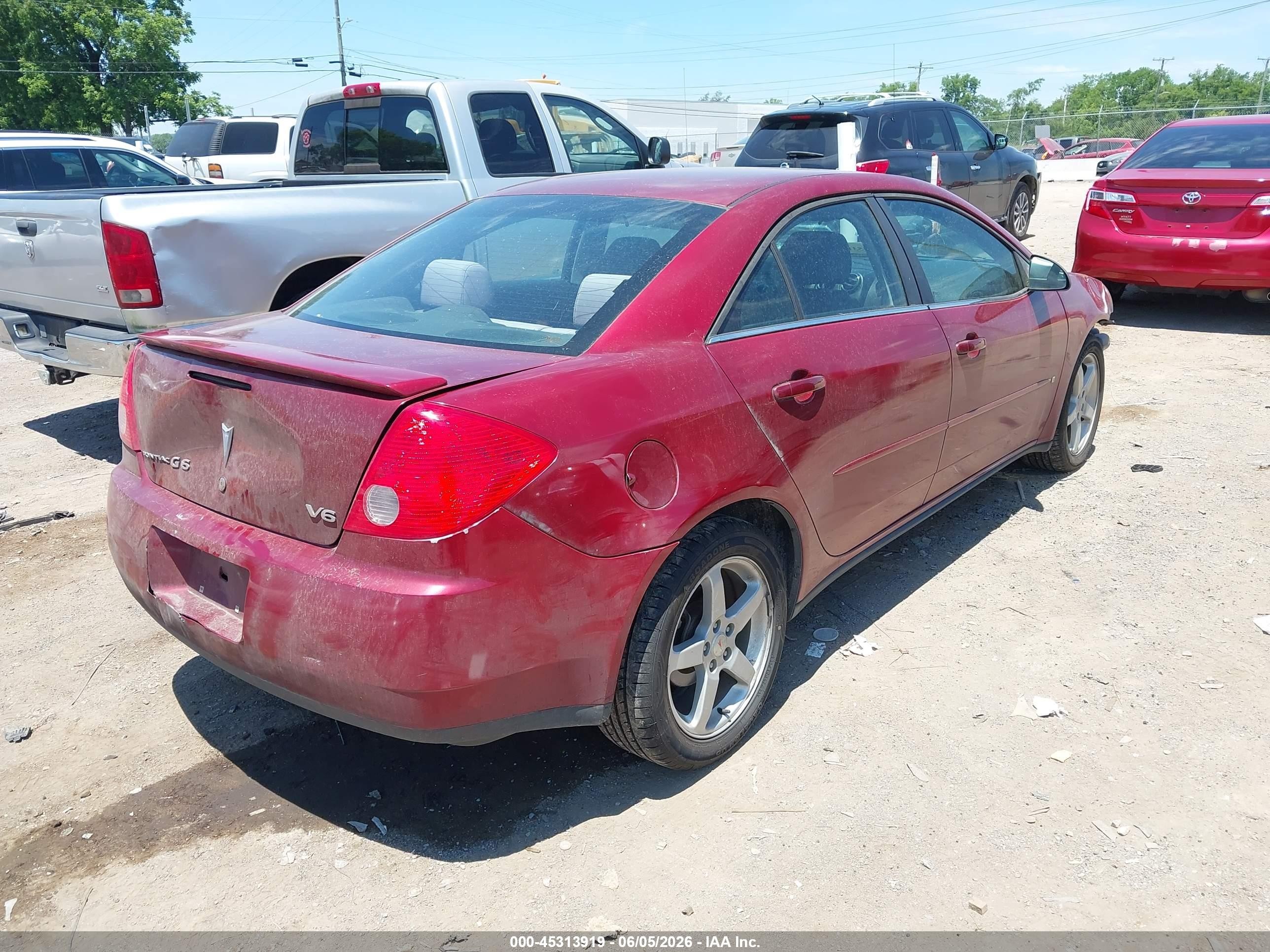 2008 Pontiac G6   Maroon vin: 1G2ZG57N084238165