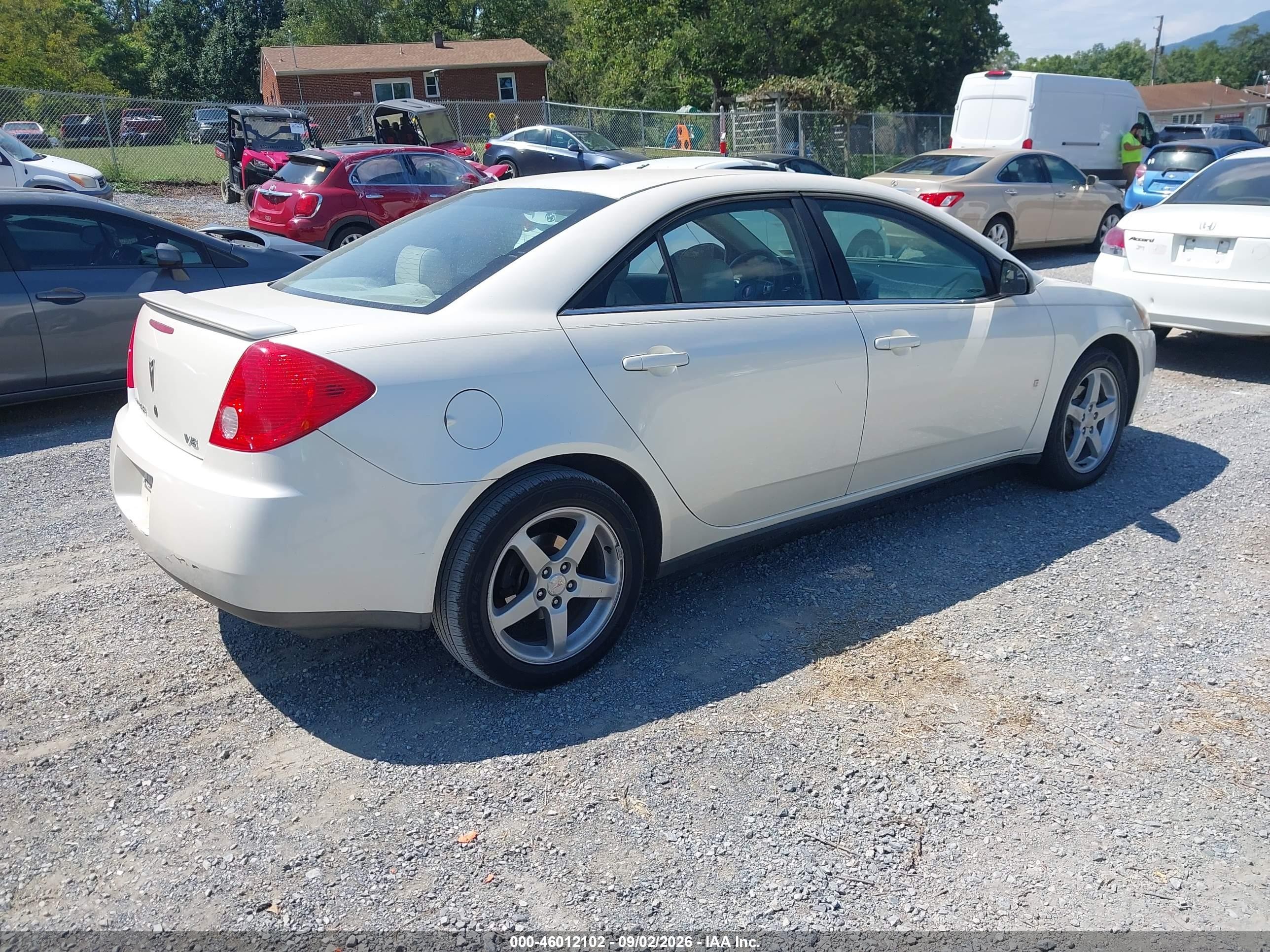 2008 Pontiac G6 White vin: 1G2ZG57N184195956