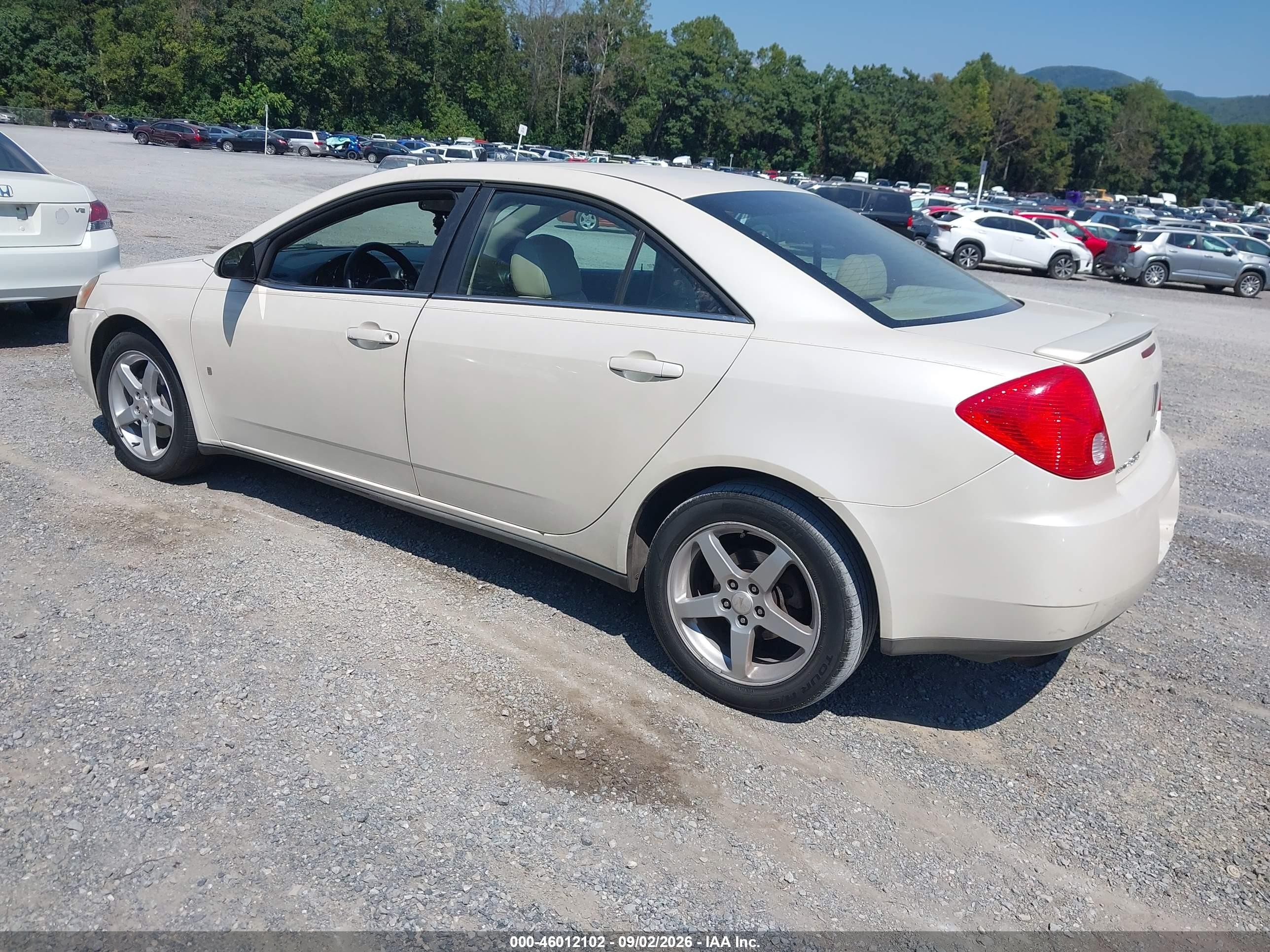 2008 Pontiac G6 White vin: 1G2ZG57N184195956