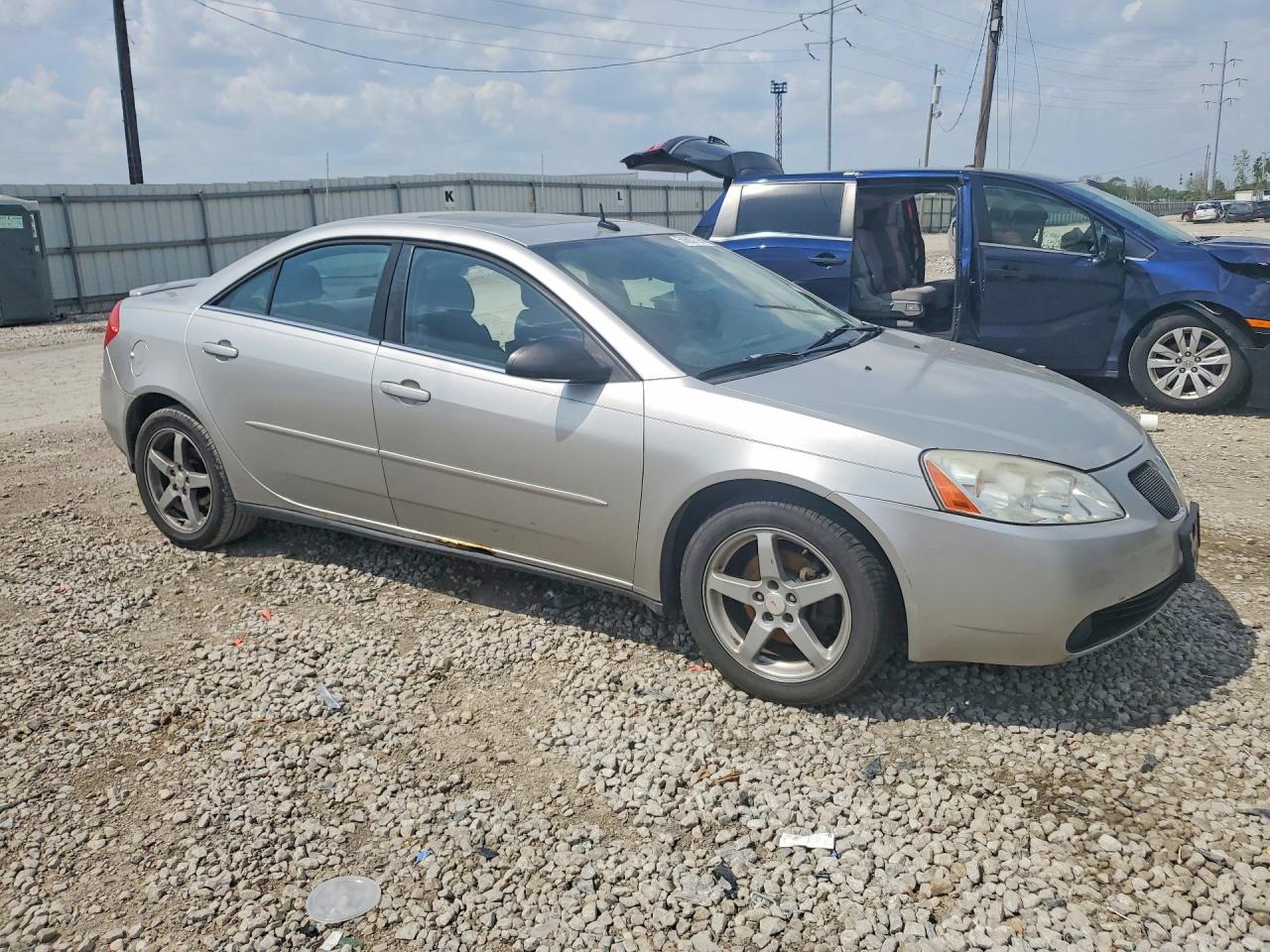 2008 Pontiac G6 Base Silver vin: 1G2ZG57N184295474