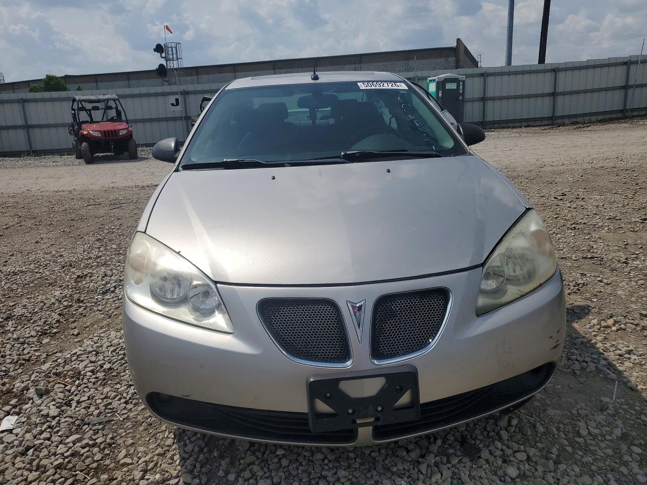 2008 Pontiac G6 Base Silver vin: 1G2ZG57N184295474