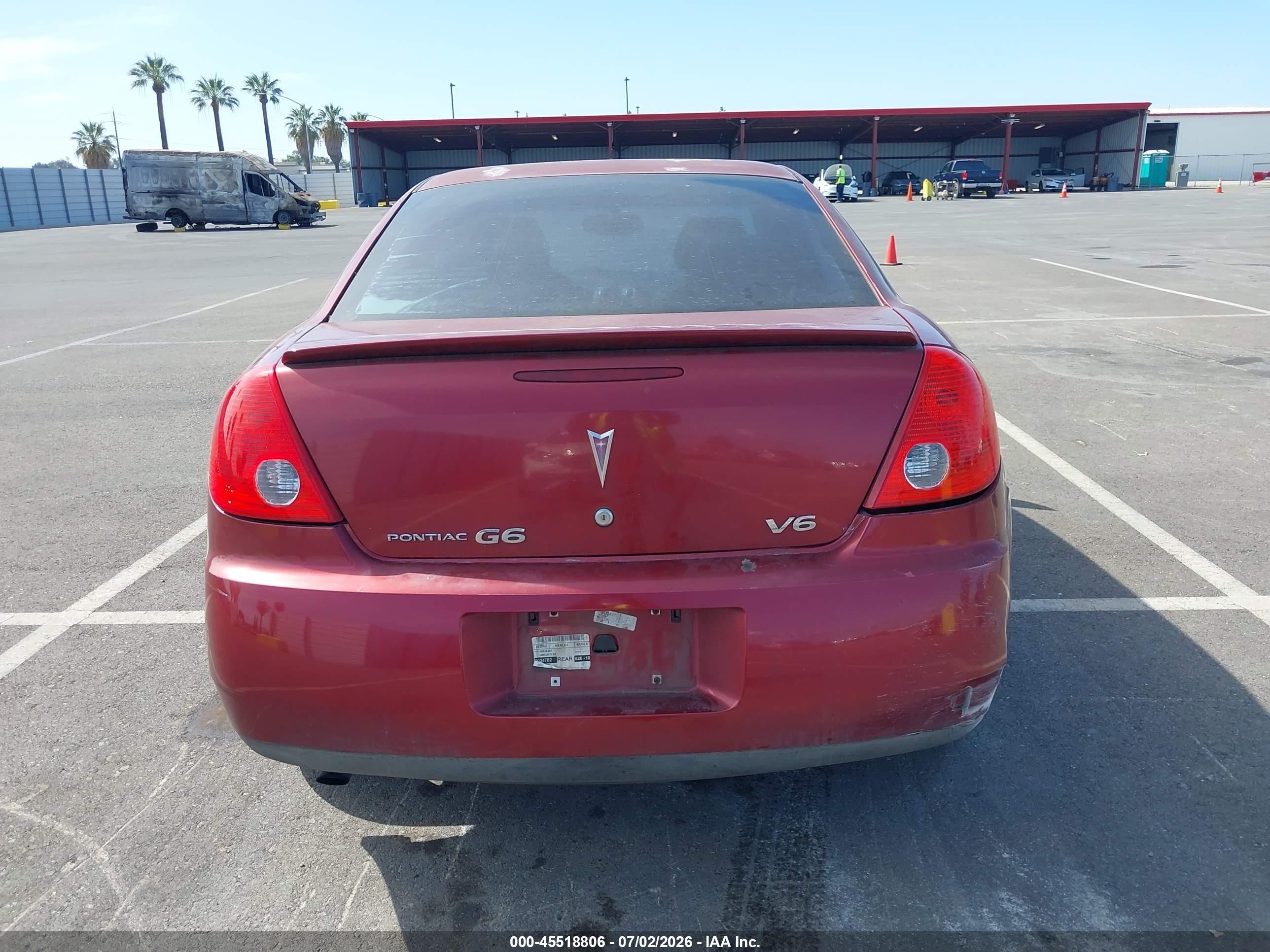 2008 Pontiac G6 Red vin: 1G2ZG57N384119011