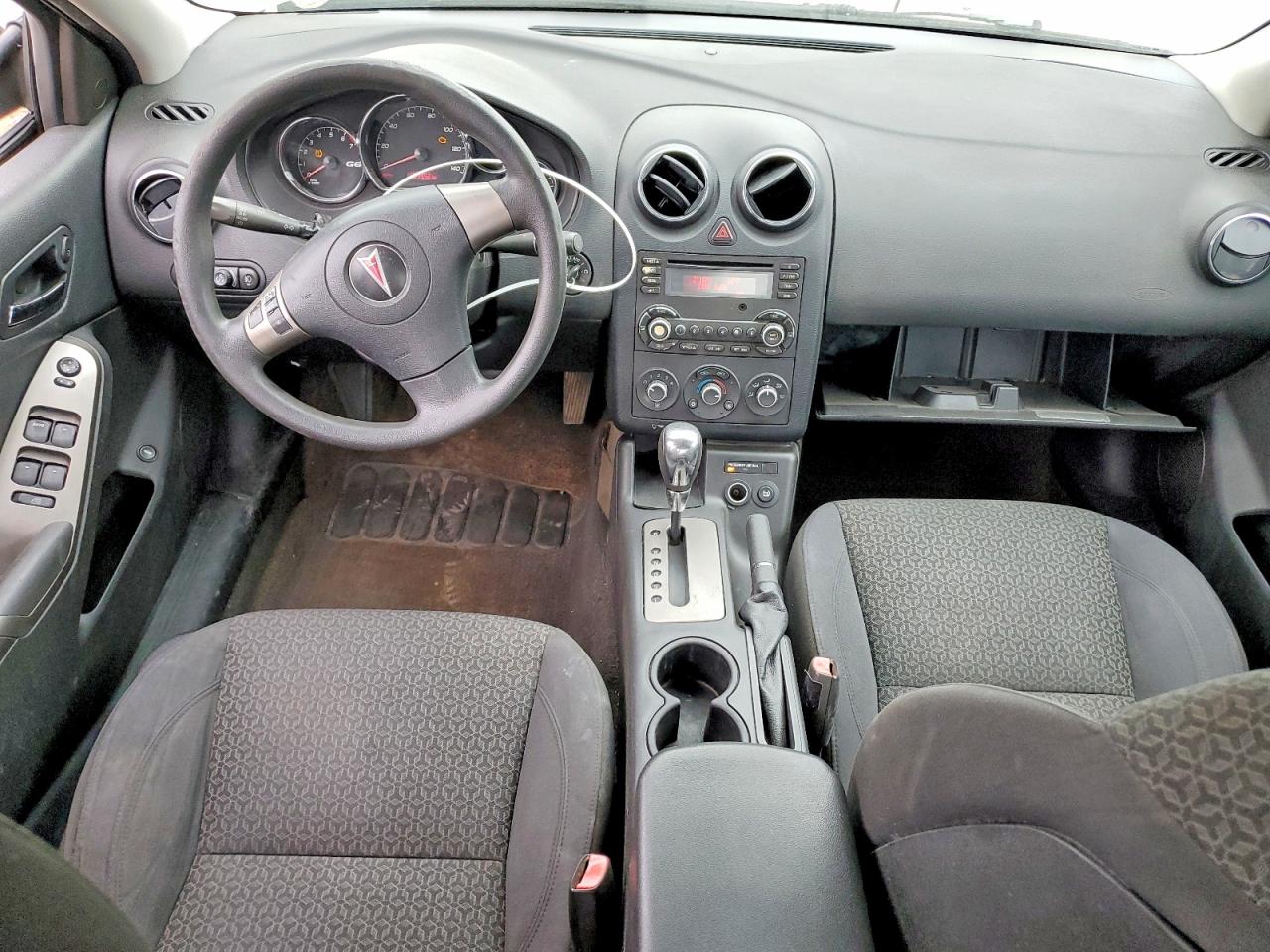 2008 Pontiac G6 Base White vin: 1G2ZG57N384282256