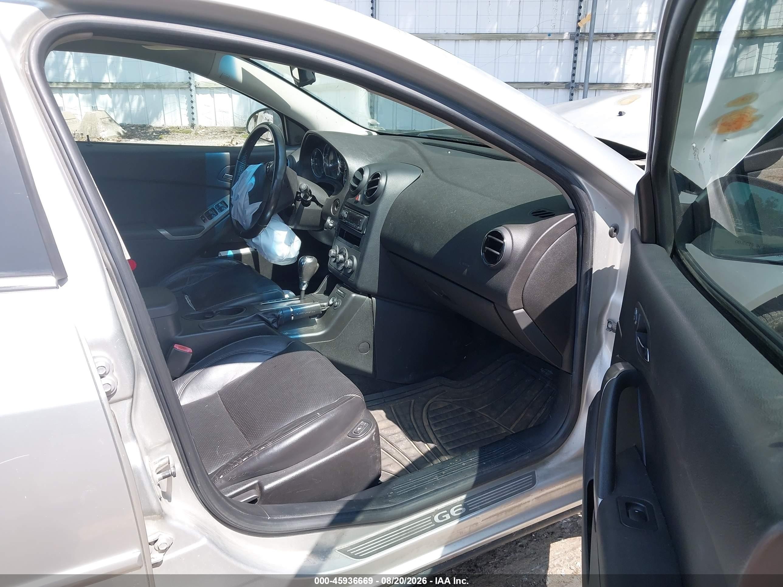 2009 Pontiac G6 Silver vin: 1G2ZG57N494130780
