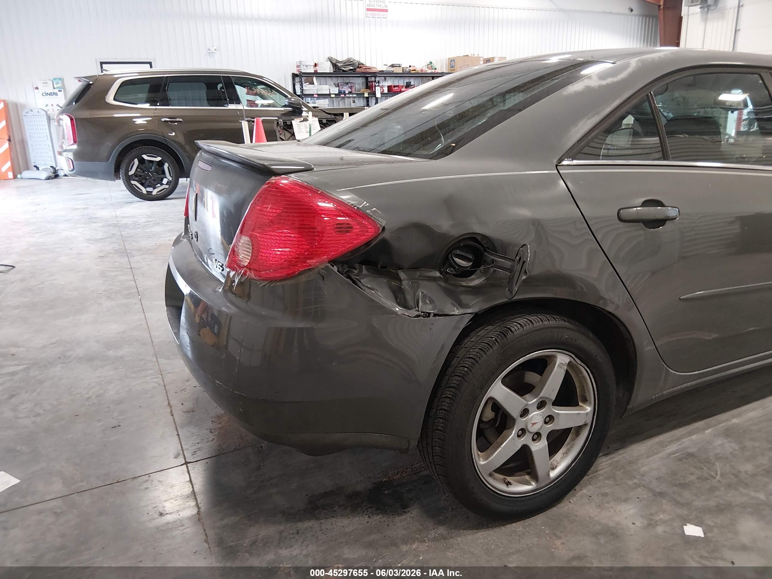 2008 Pontiac G6   Gray vin: 1G2ZG57N584195877