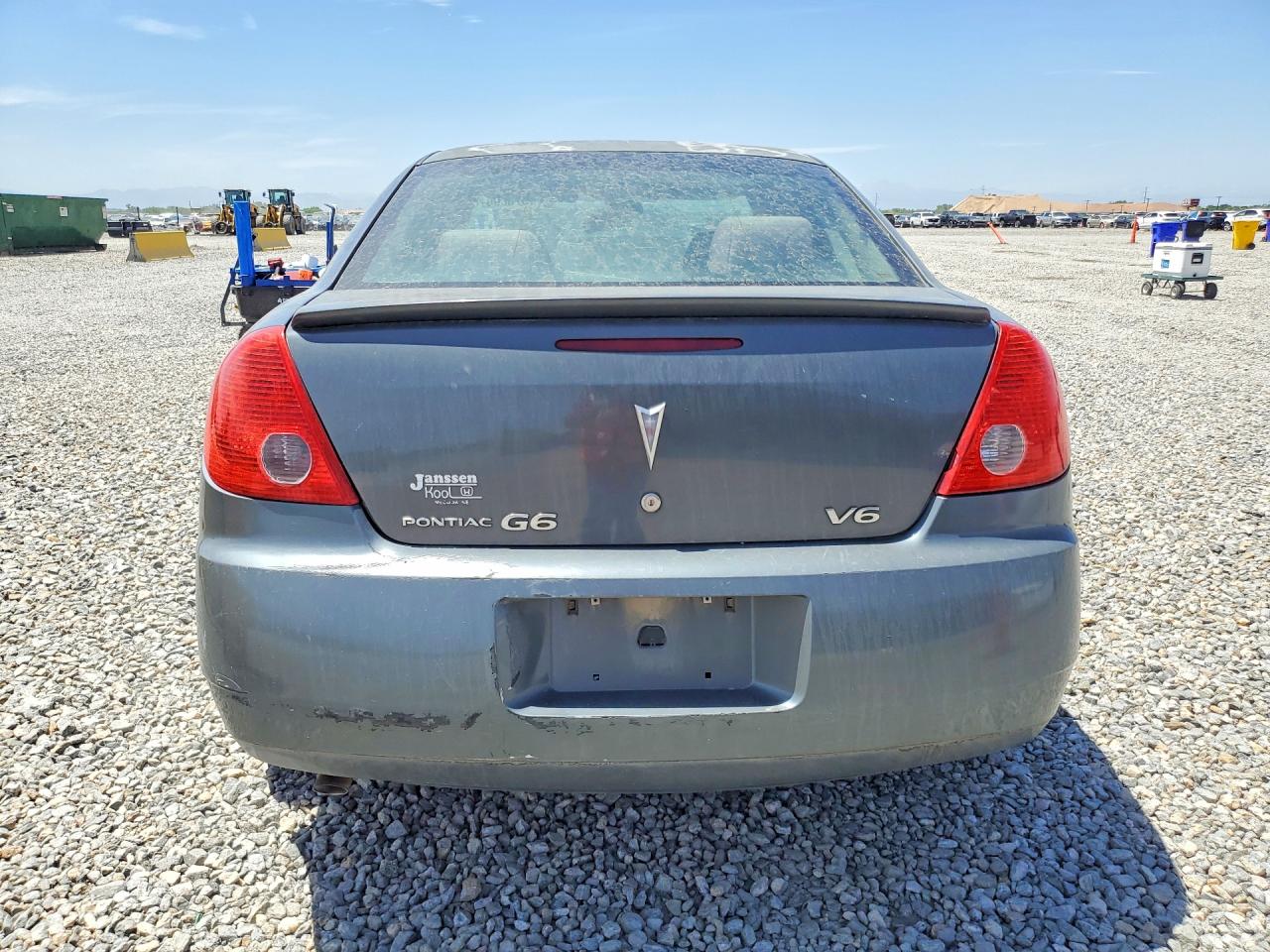 2008 Pontiac G6 Base Gray vin: 1G2ZG57N684162578