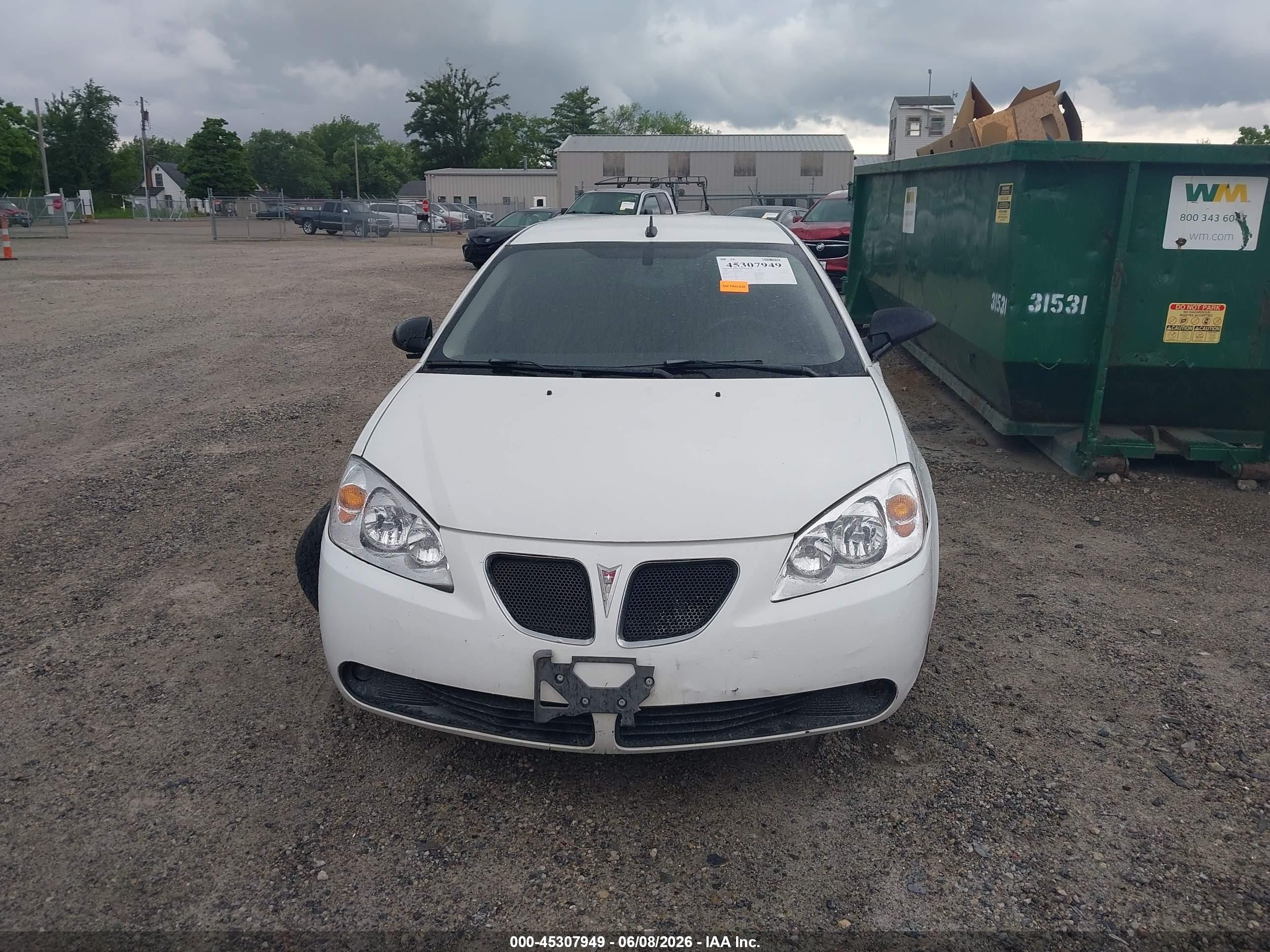 2009 Pontiac G6   Белый vin: 1G2ZG57N694227480
