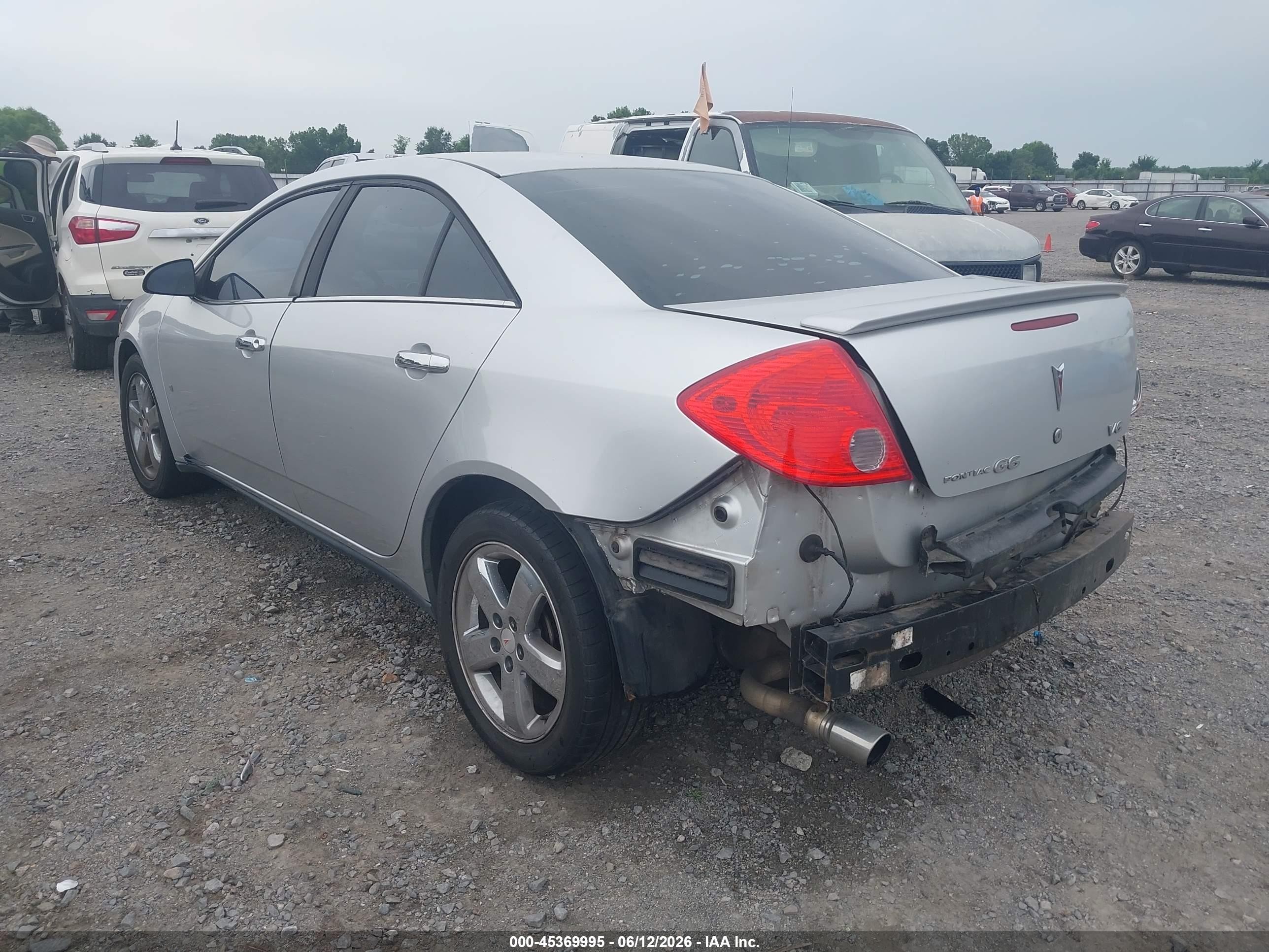 2009 Pontiac G6   Silver vin: 1G2ZG57N794172313